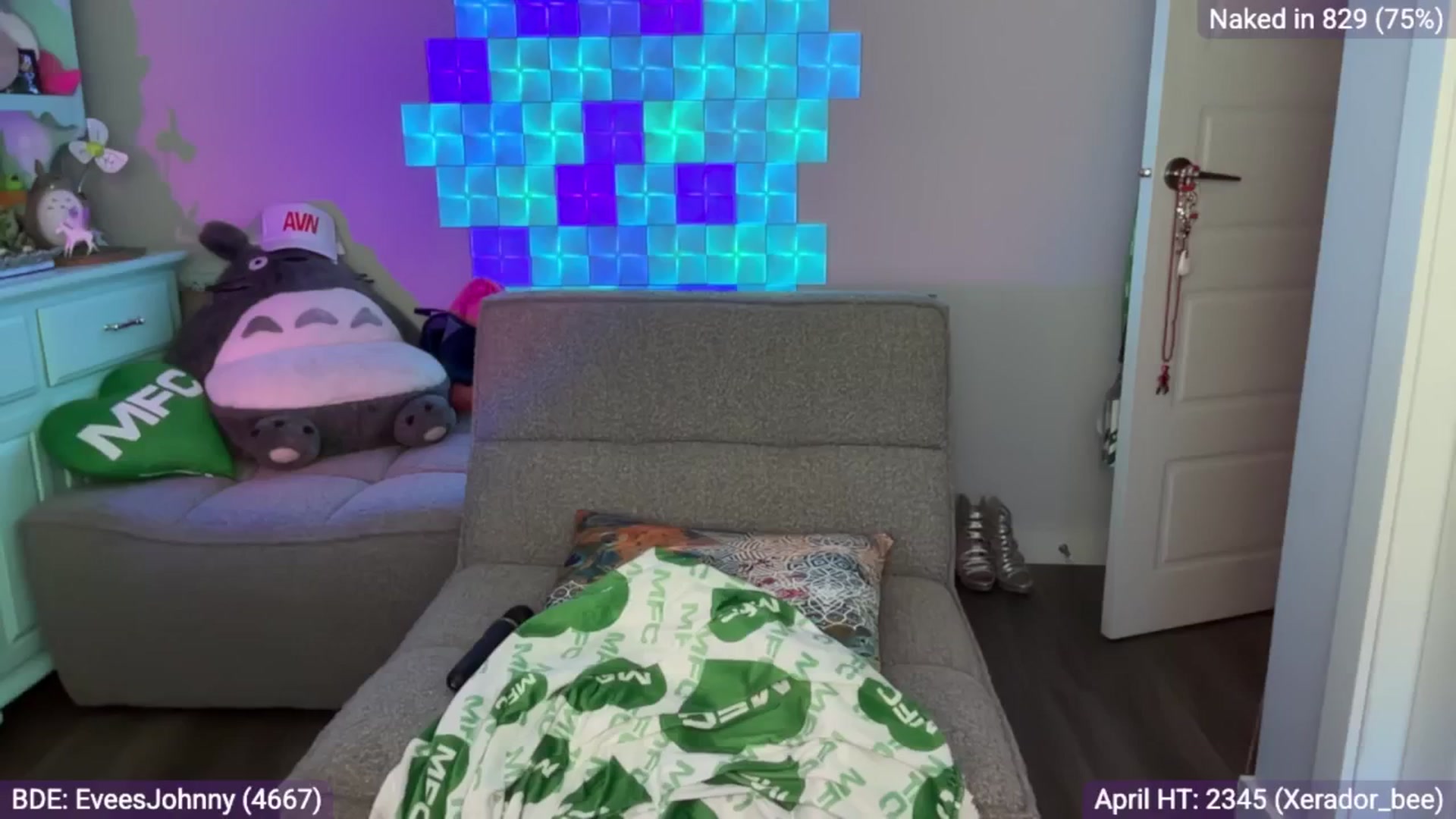 Gallery image thumbnail from EveeMinx's myfreecams stream on, 04/30/2025, 06:37 image 16 of 20