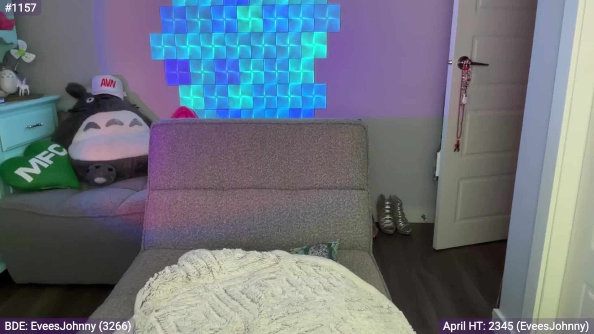 Gallery image thumbnail from EveeMinx's myfreecams stream on, 05/07/2025, 06:07 image 11 of 20