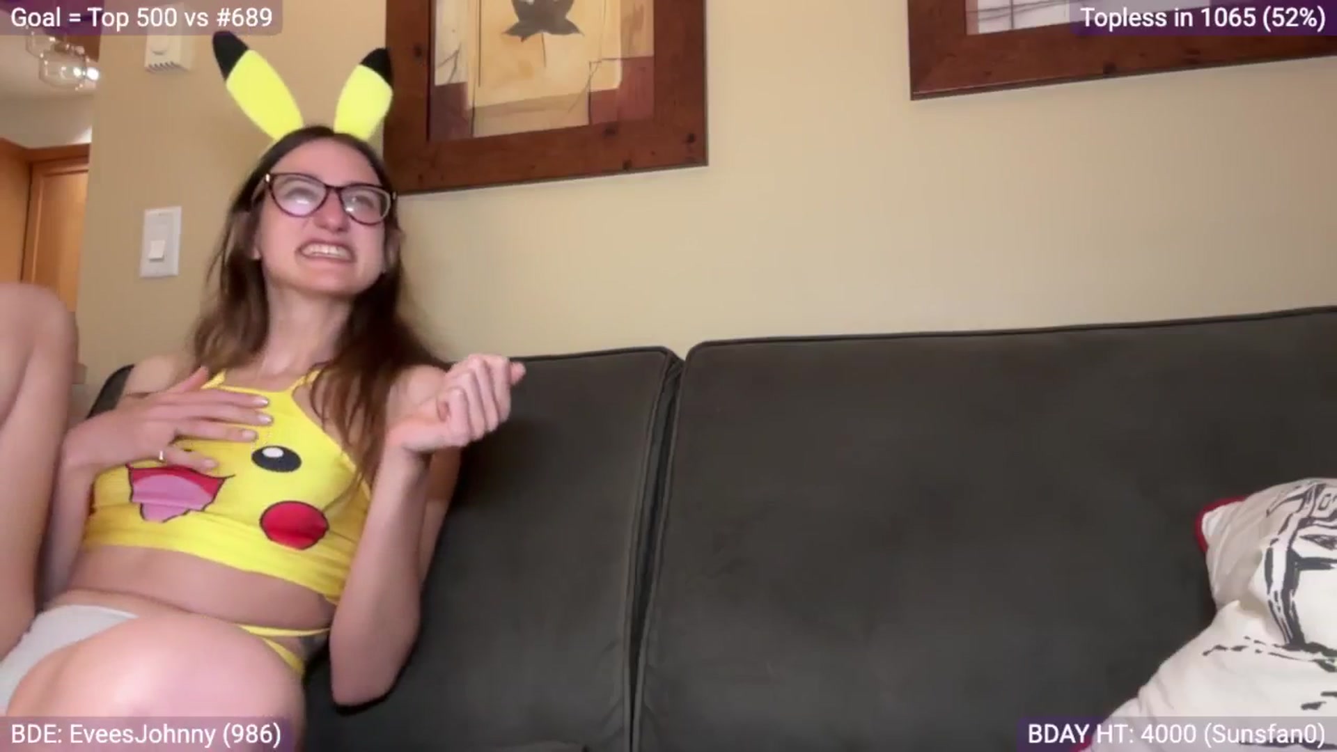 Gallery image thumbnail from EveeMinx's myfreecams stream on, 06/18/2025, 06:52 image 2 of 20