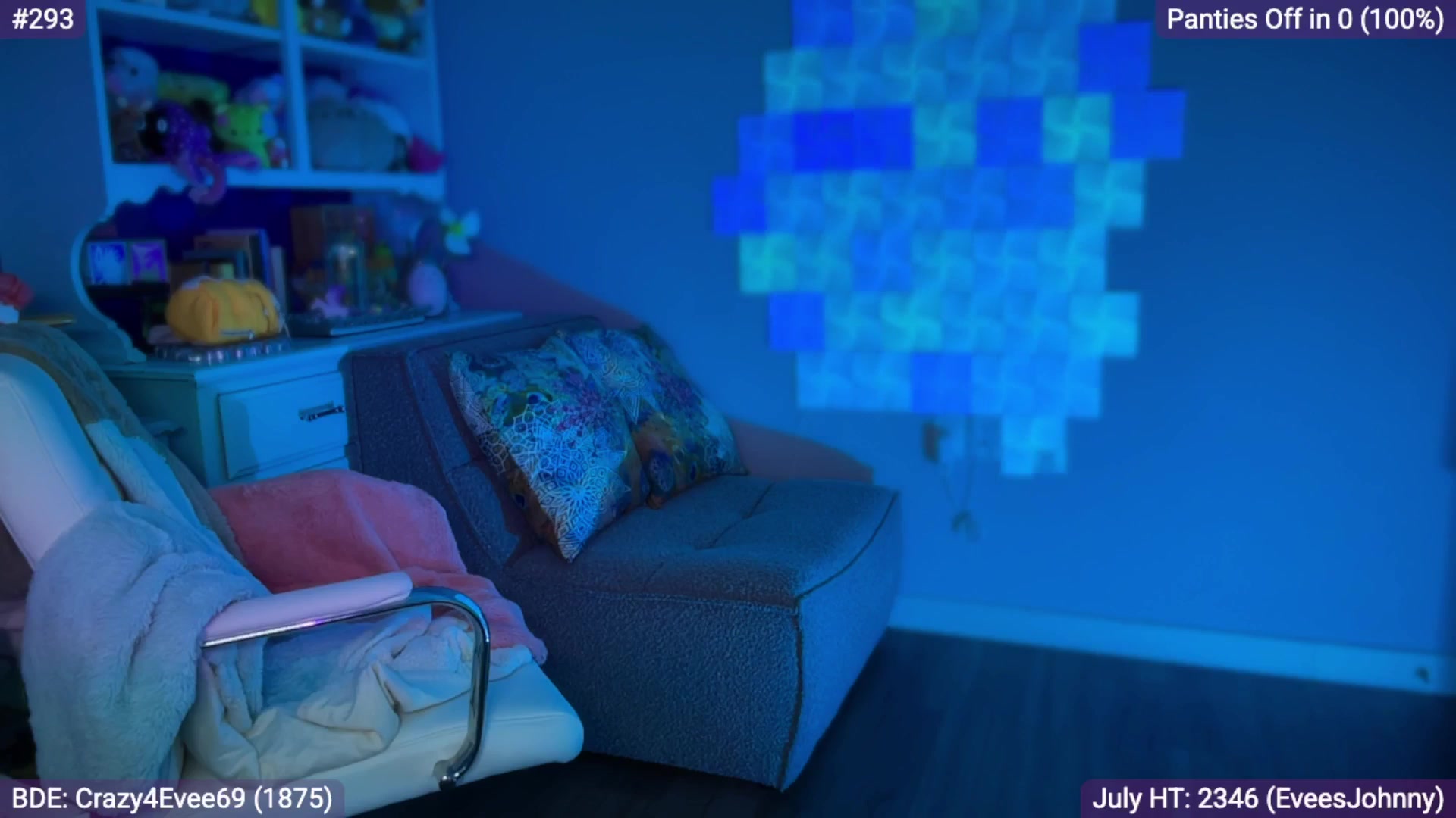 Gallery image thumbnail from EveeMinx's myfreecams stream on, 07/15/2025, 07:35 image 15 of 20