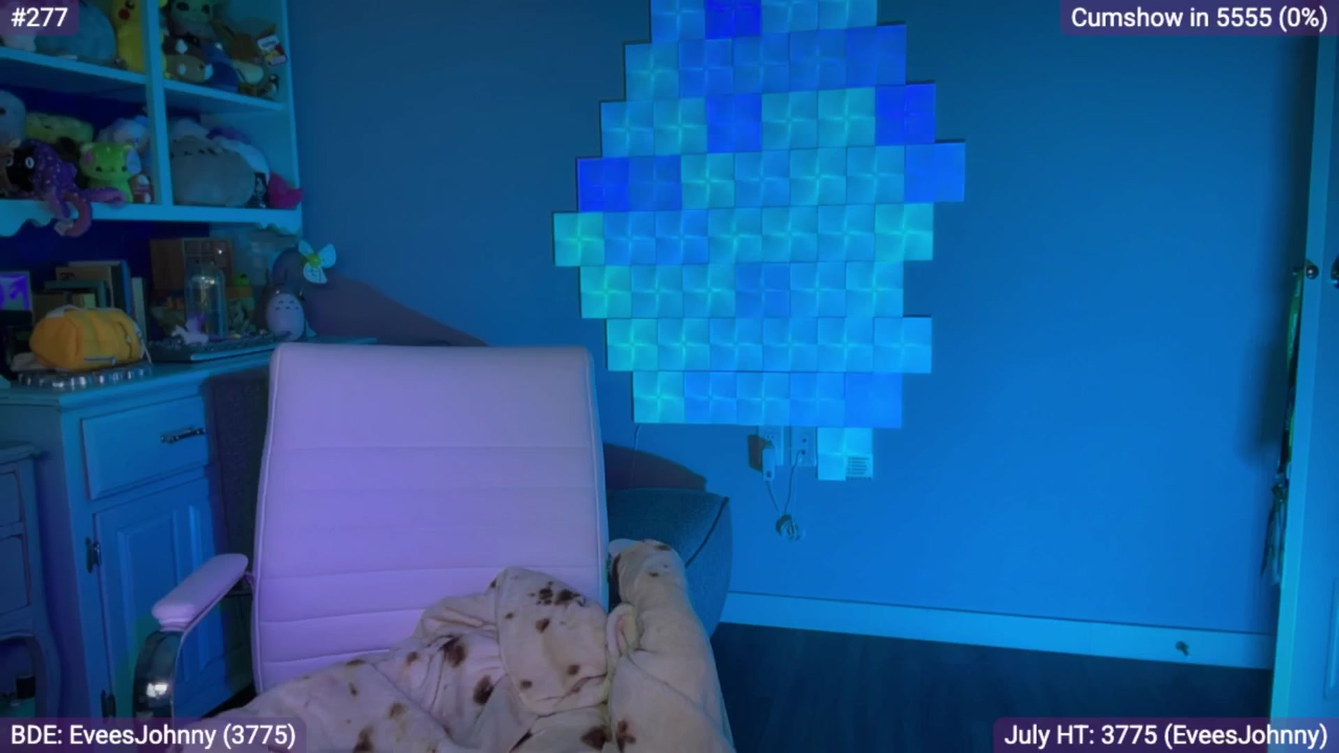 Gallery image thumbnail from EveeMinx's myfreecams stream on, 07/16/2025, 06:55 image 13 of 20