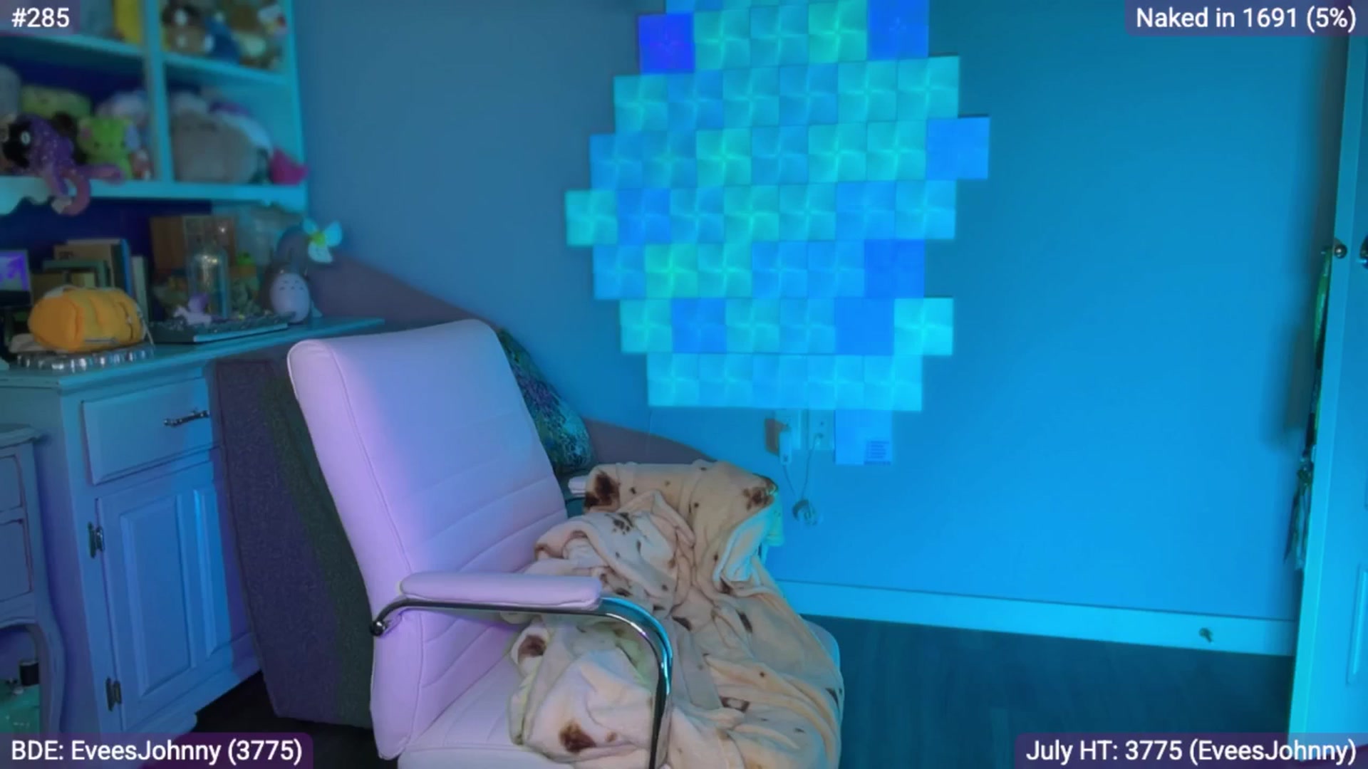 Gallery image thumbnail from EveeMinx's myfreecams stream on, 07/16/2025, 06:55 image 4 of 20