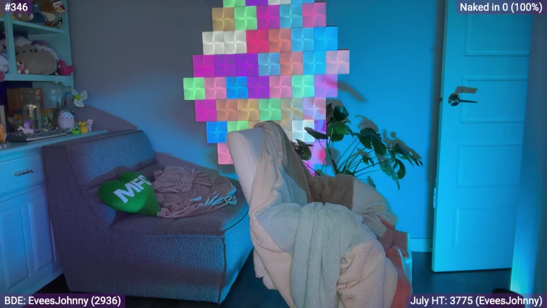 Gallery image thumbnail from EveeMinx's myfreecams stream on, 07/24/2025, 06:30 image 16 of 20