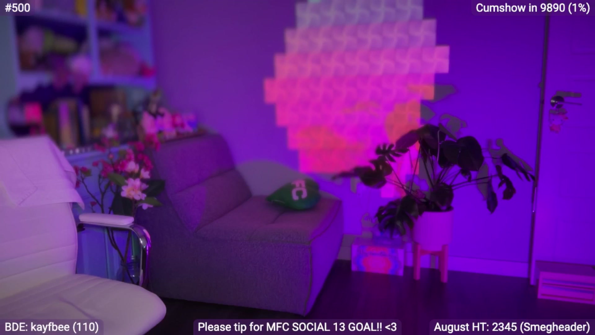 Gallery image thumbnail from EveeMinx's myfreecams stream on, 08/12/2025, 06:18 image 2 of 20