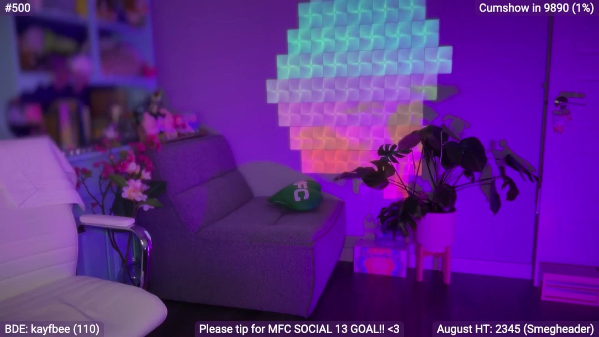 Gallery image thumbnail from EveeMinx's myfreecams stream on, 08/12/2025, 06:18 image 1 of 20