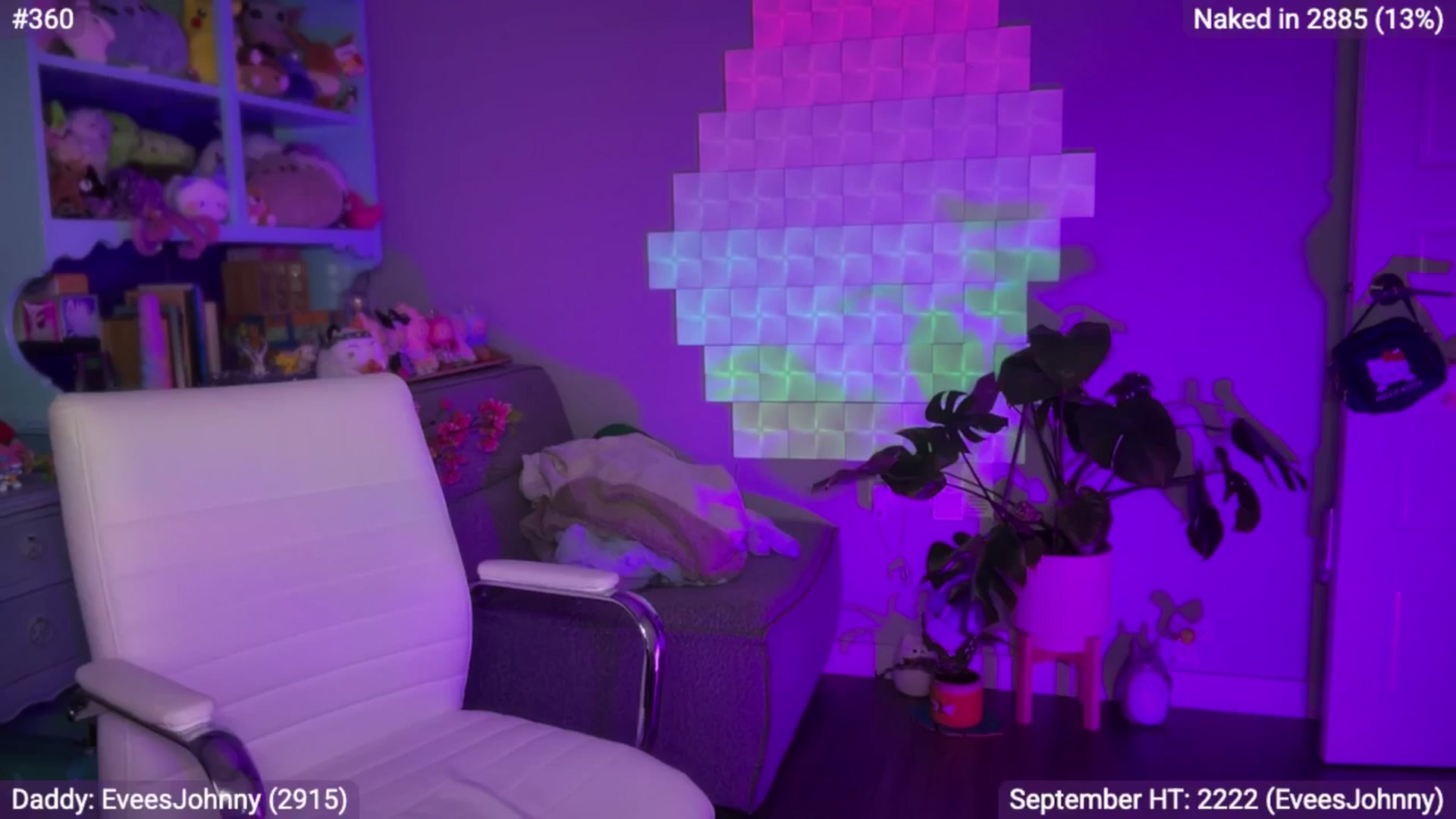 Gallery image thumbnail from EveeMinx's myfreecams stream on, 09/03/2025, 09:03 image 11 of 20