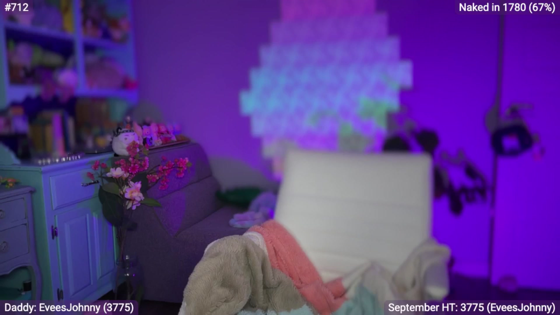 Gallery image thumbnail from EveeMinx's myfreecams stream on, 09/17/2025, 05:26 image 13 of 20