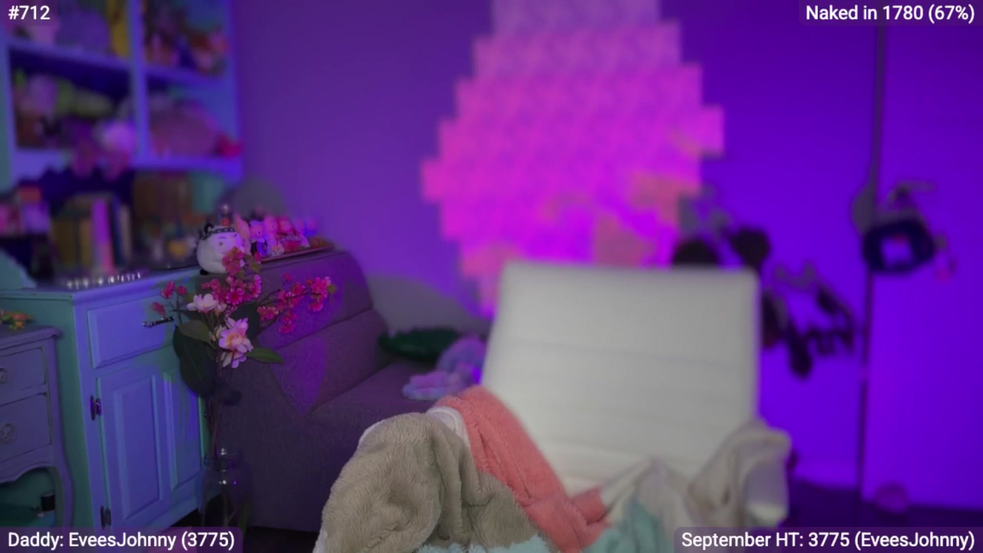 Gallery image thumbnail from EveeMinx's myfreecams stream on, 09/17/2025, 05:26 image 12 of 20