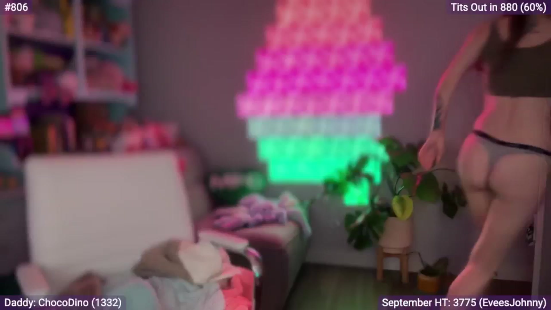 Gallery image thumbnail from EveeMinx's myfreecams stream on, 09/23/2025, 07:04 image 14 of 20