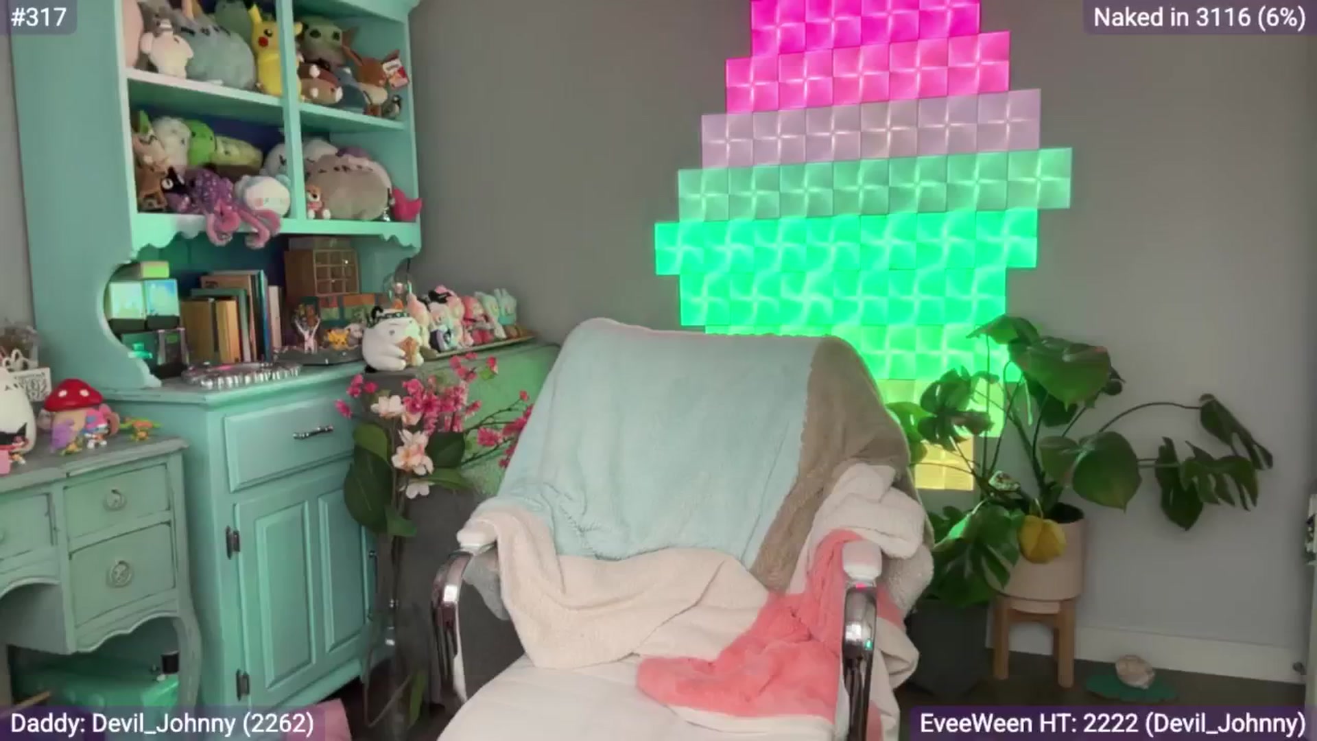 Gallery image thumbnail from EveeMinx's myfreecams stream on, 10/02/2025, 24:55 image 10 of 20