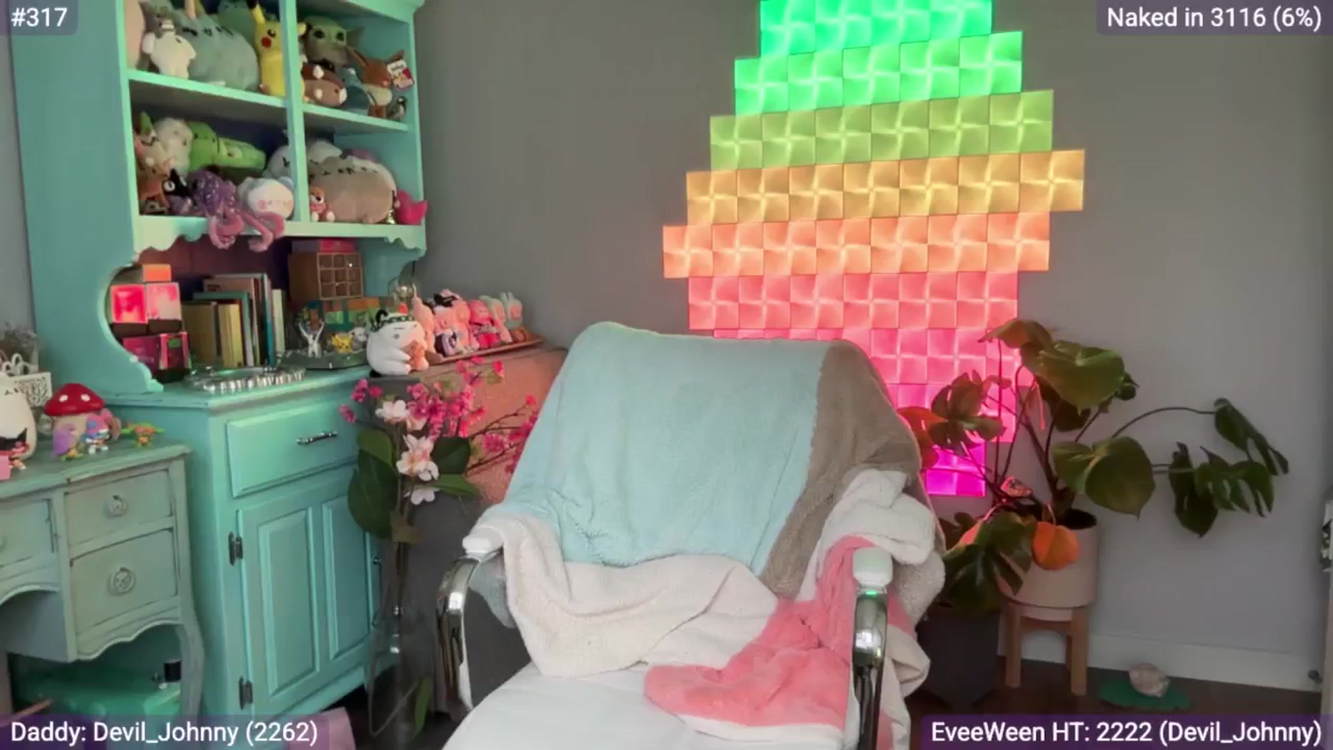 Gallery image thumbnail from EveeMinx's myfreecams stream on, 10/02/2025, 24:55 image 9 of 20