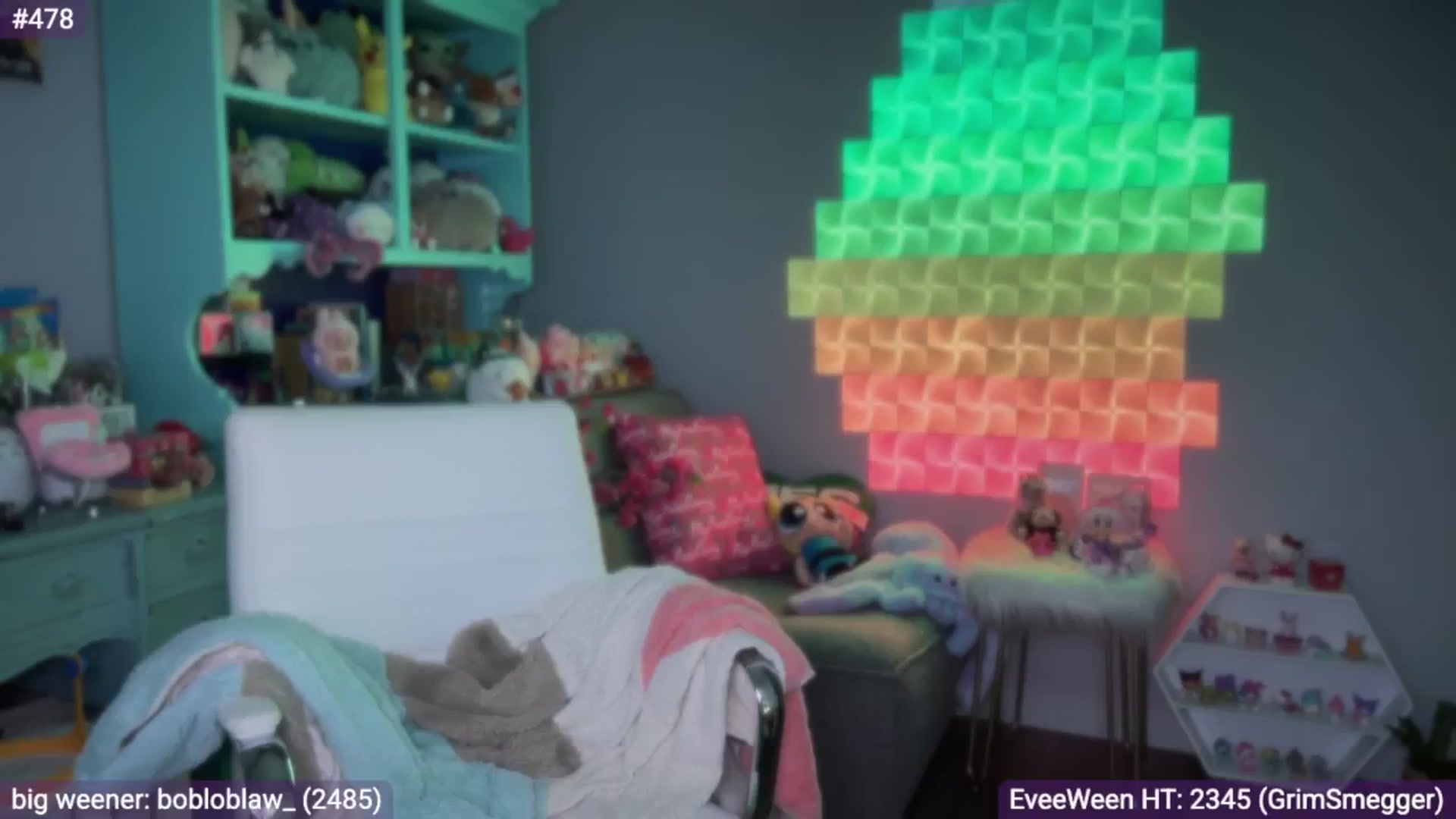 Gallery image thumbnail from EveeMinx's myfreecams stream on, 10/18/2025, 08:20 image 4 of 20