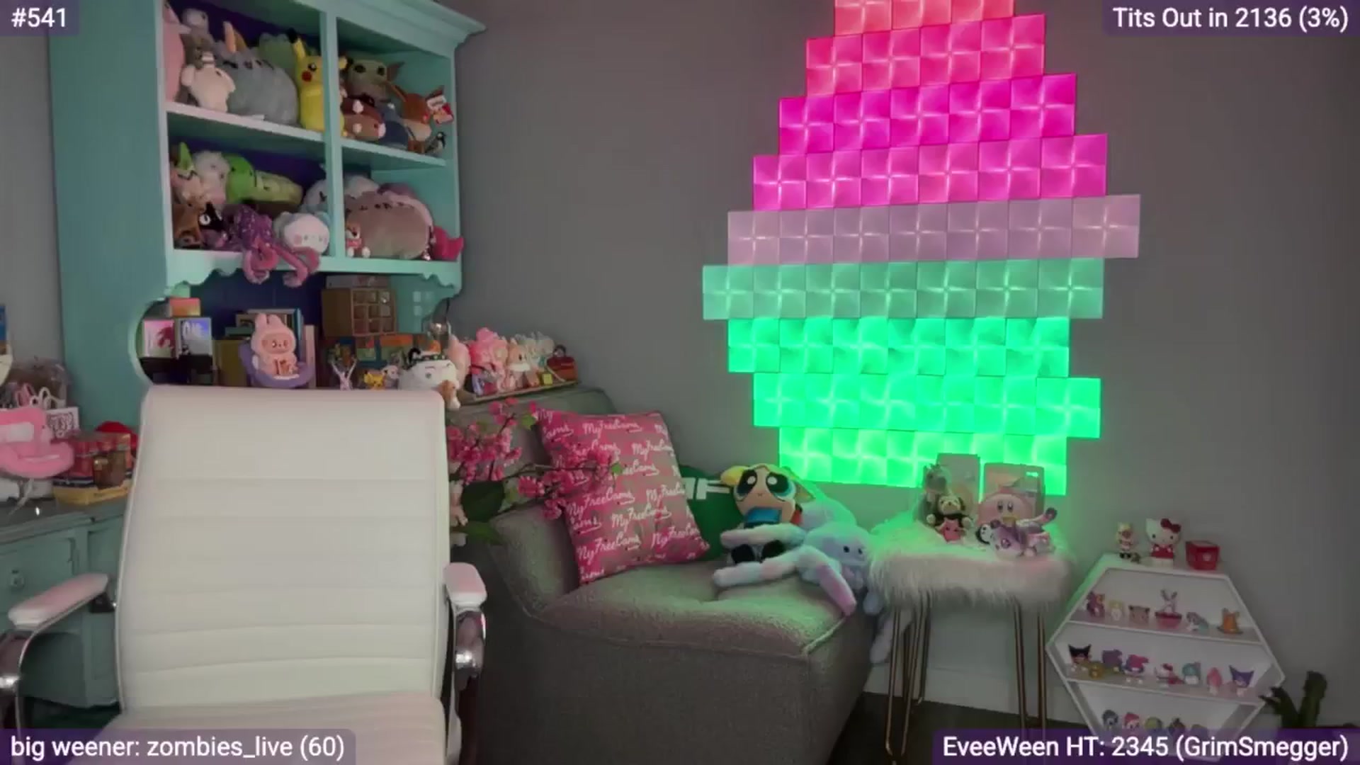 Gallery image thumbnail from EveeMinx's myfreecams stream on, 10/20/2025, 06:15 image 12 of 20