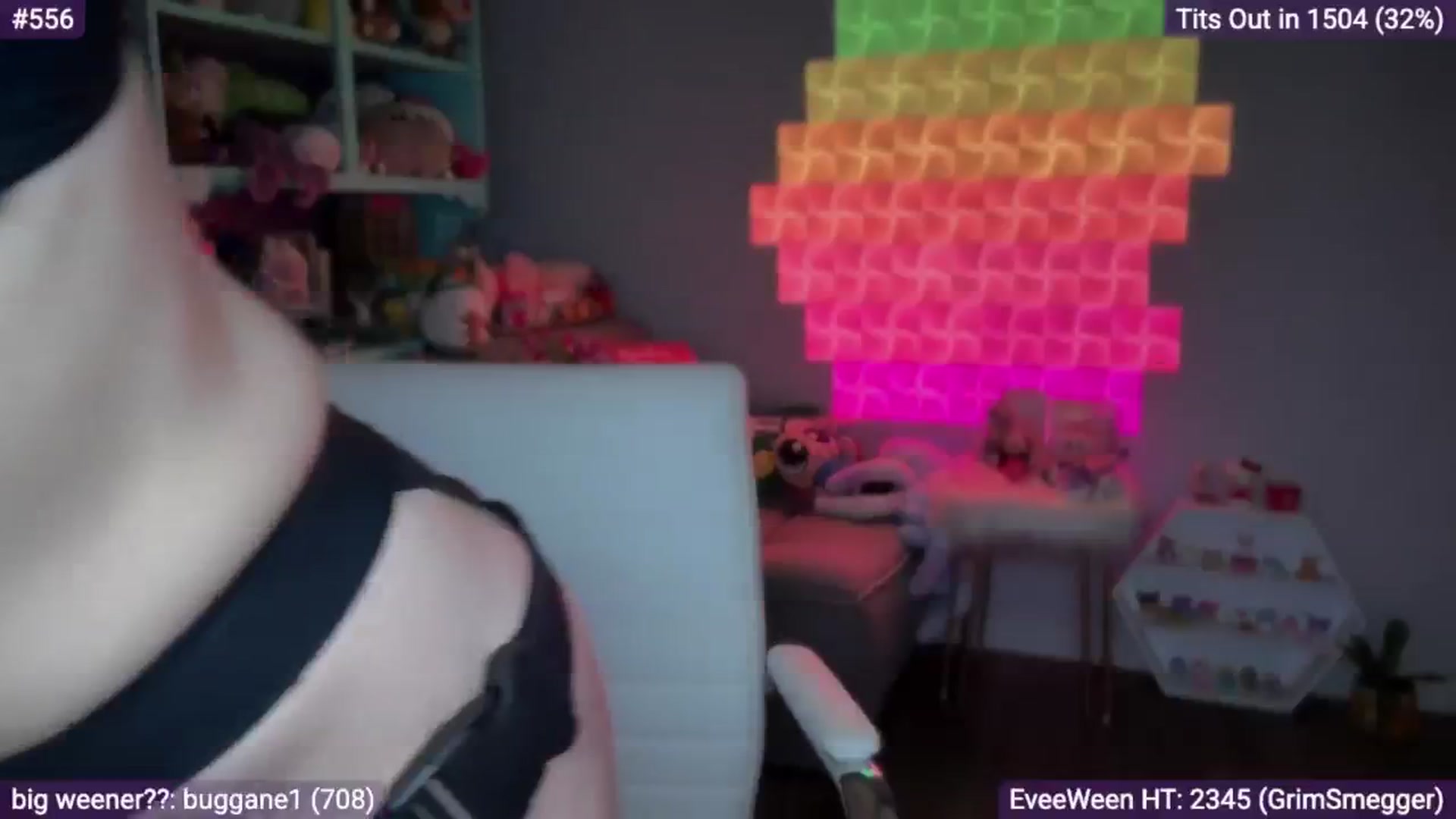 Gallery image thumbnail from EveeMinx's myfreecams stream on, 10/21/2025, 07:27 image 13 of 20