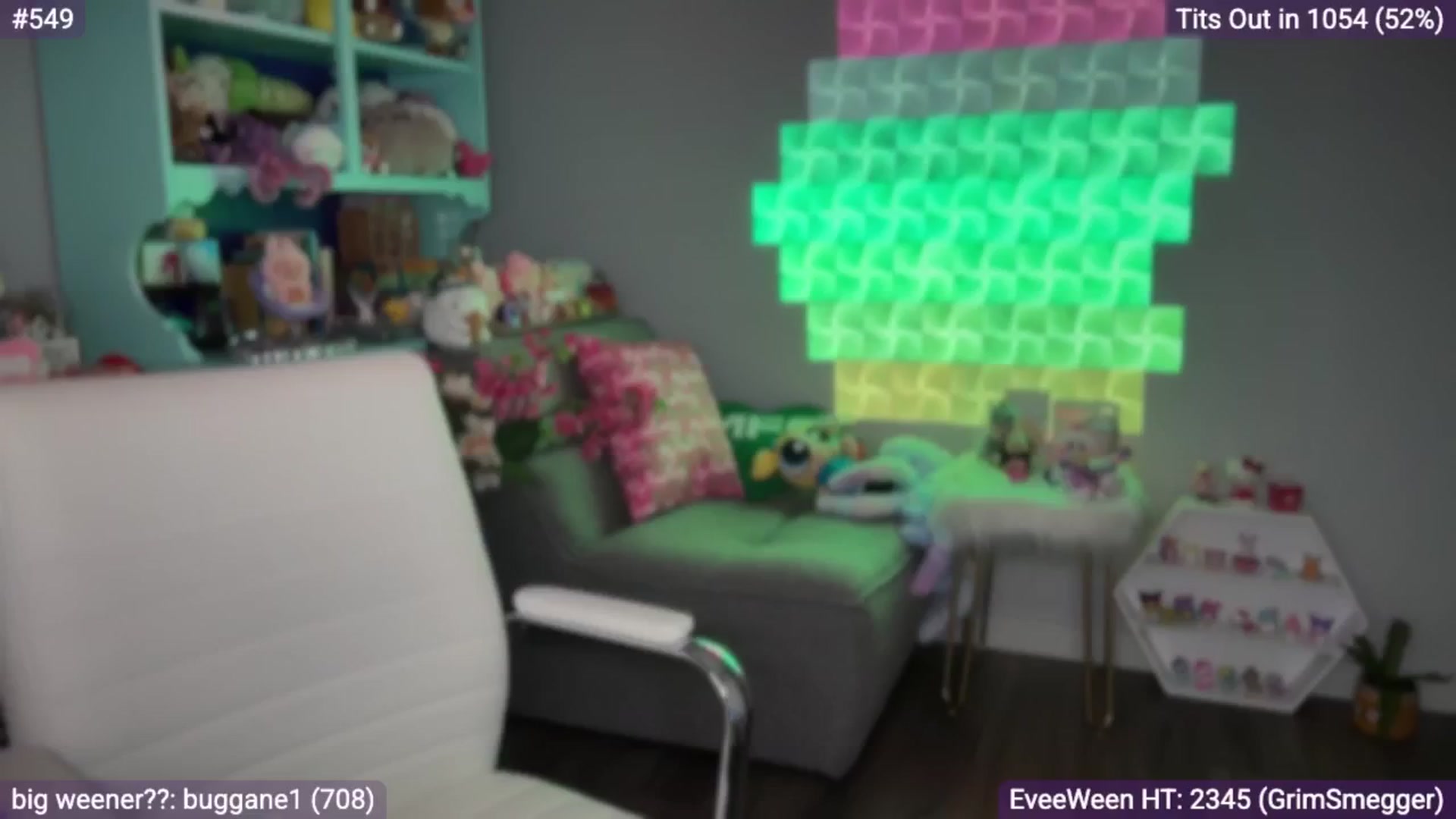 Gallery image thumbnail from EveeMinx's myfreecams stream on, 10/21/2025, 07:27 image 19 of 20