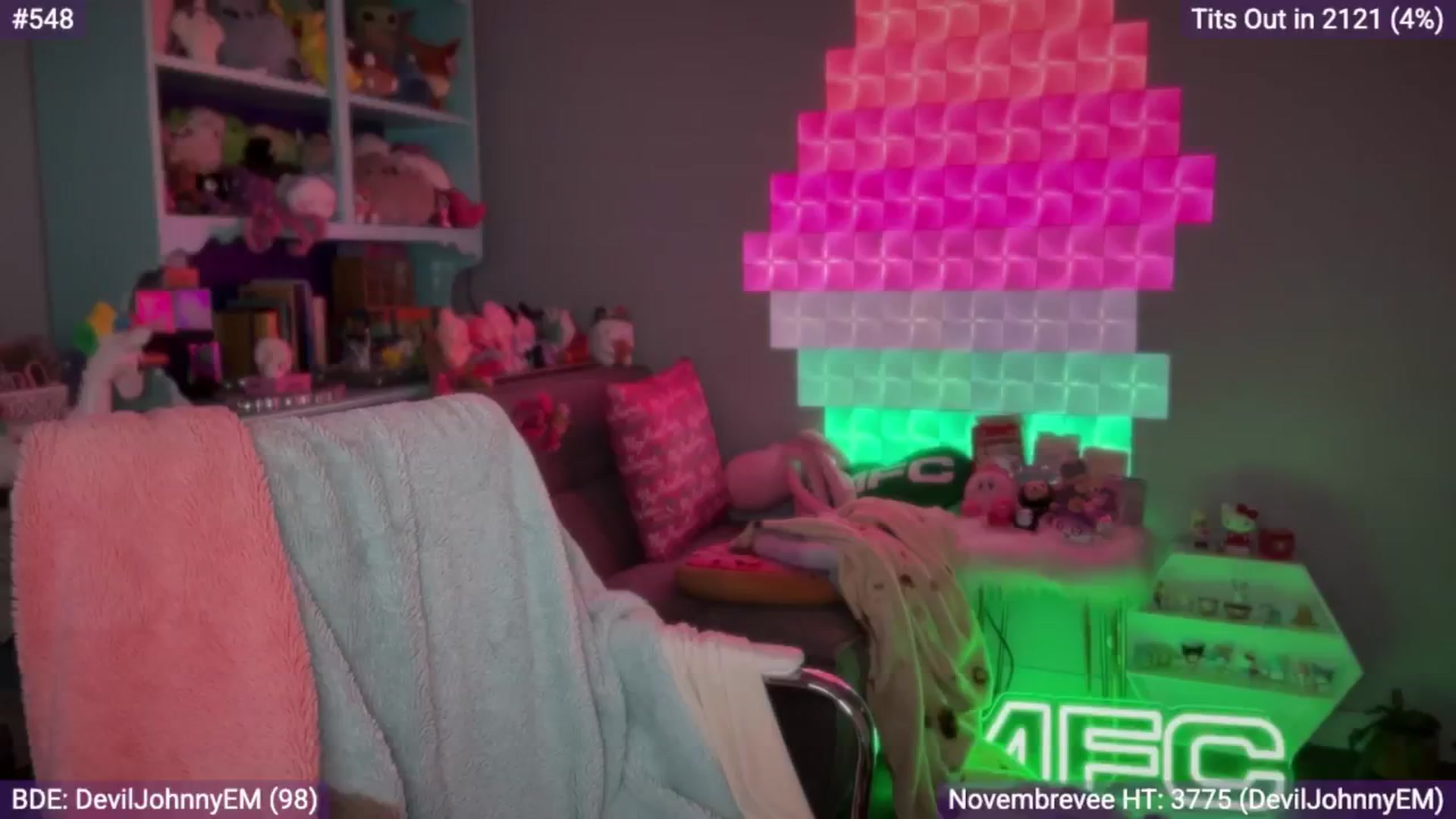 Gallery image thumbnail from EveeMinx's myfreecams stream on, 11/11/2025, 08:07 image 3 of 20