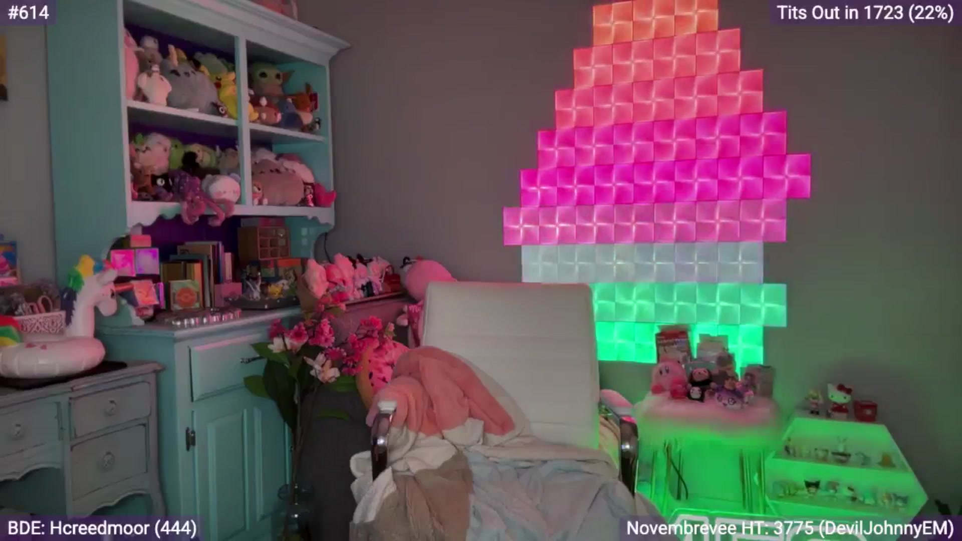 Gallery image thumbnail from EveeMinx's myfreecams stream on, 11/17/2025, 08:51 image 8 of 20
