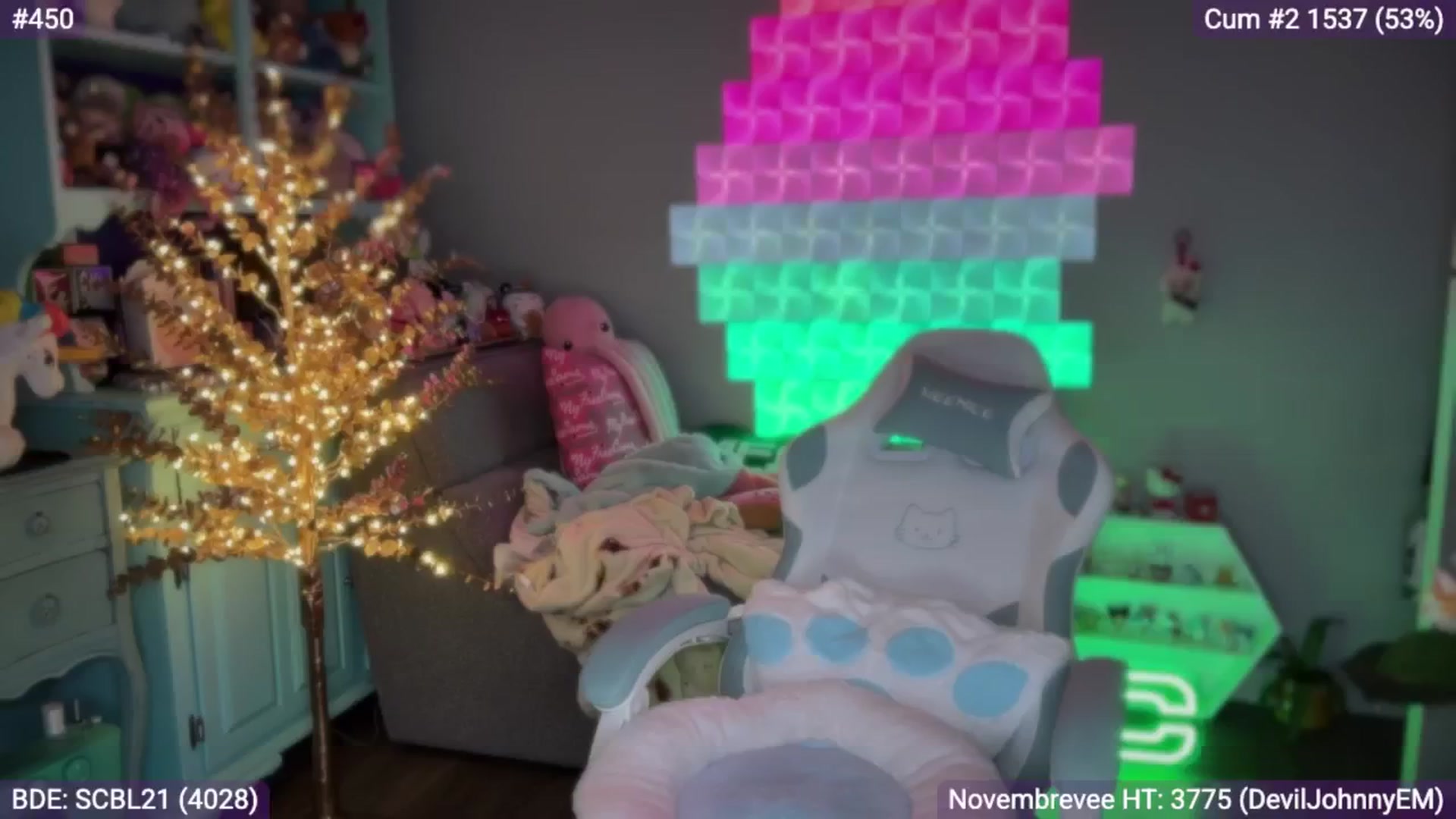 Gallery image thumbnail from EveeMinx's myfreecams stream on, 11/25/2025, 09:20 image 6 of 20