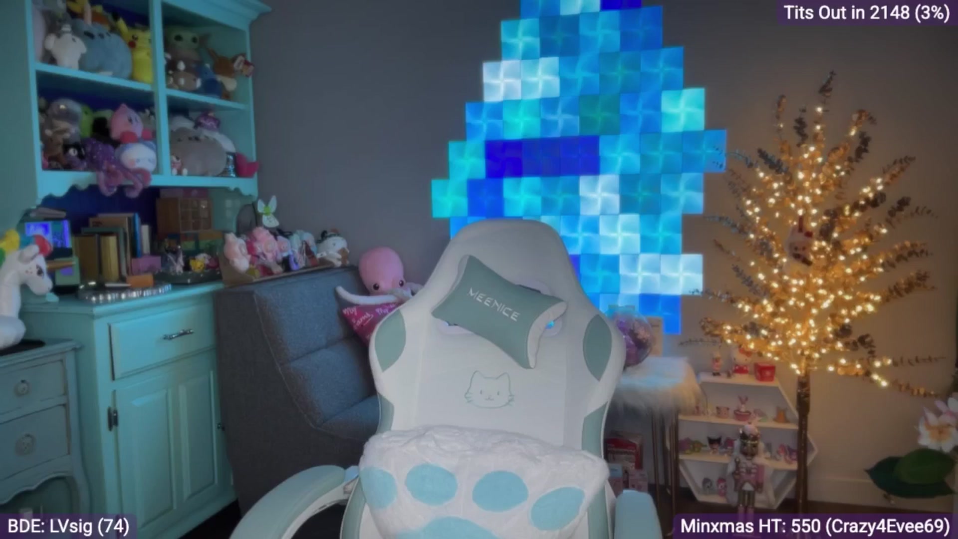 Gallery image thumbnail from EveeMinx's myfreecams stream on, 12/09/2025, 08:40 image 3 of 20