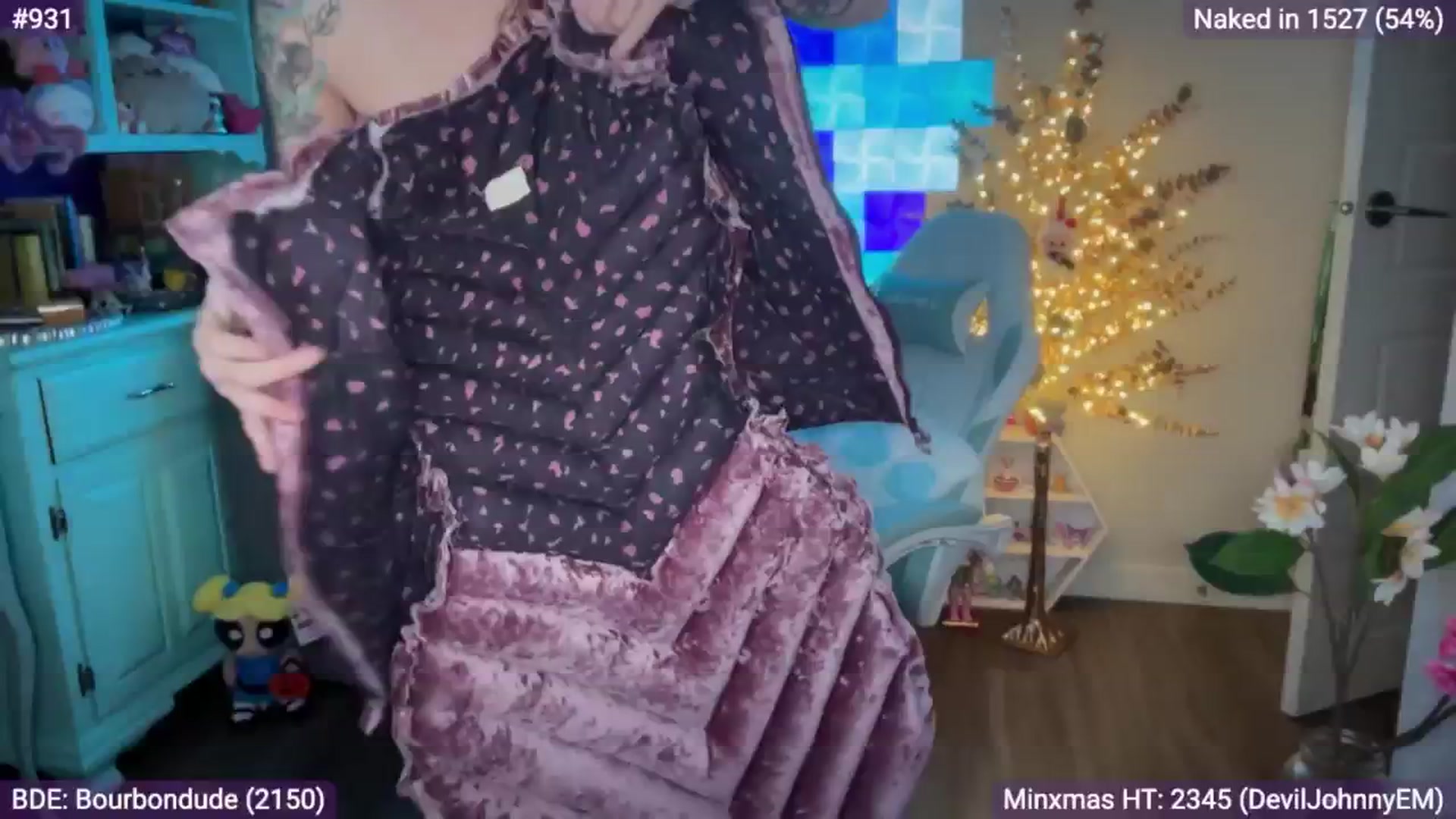 Gallery image thumbnail from EveeMinx's myfreecams stream on, 12/13/2025, 08:59 image 11 of 20