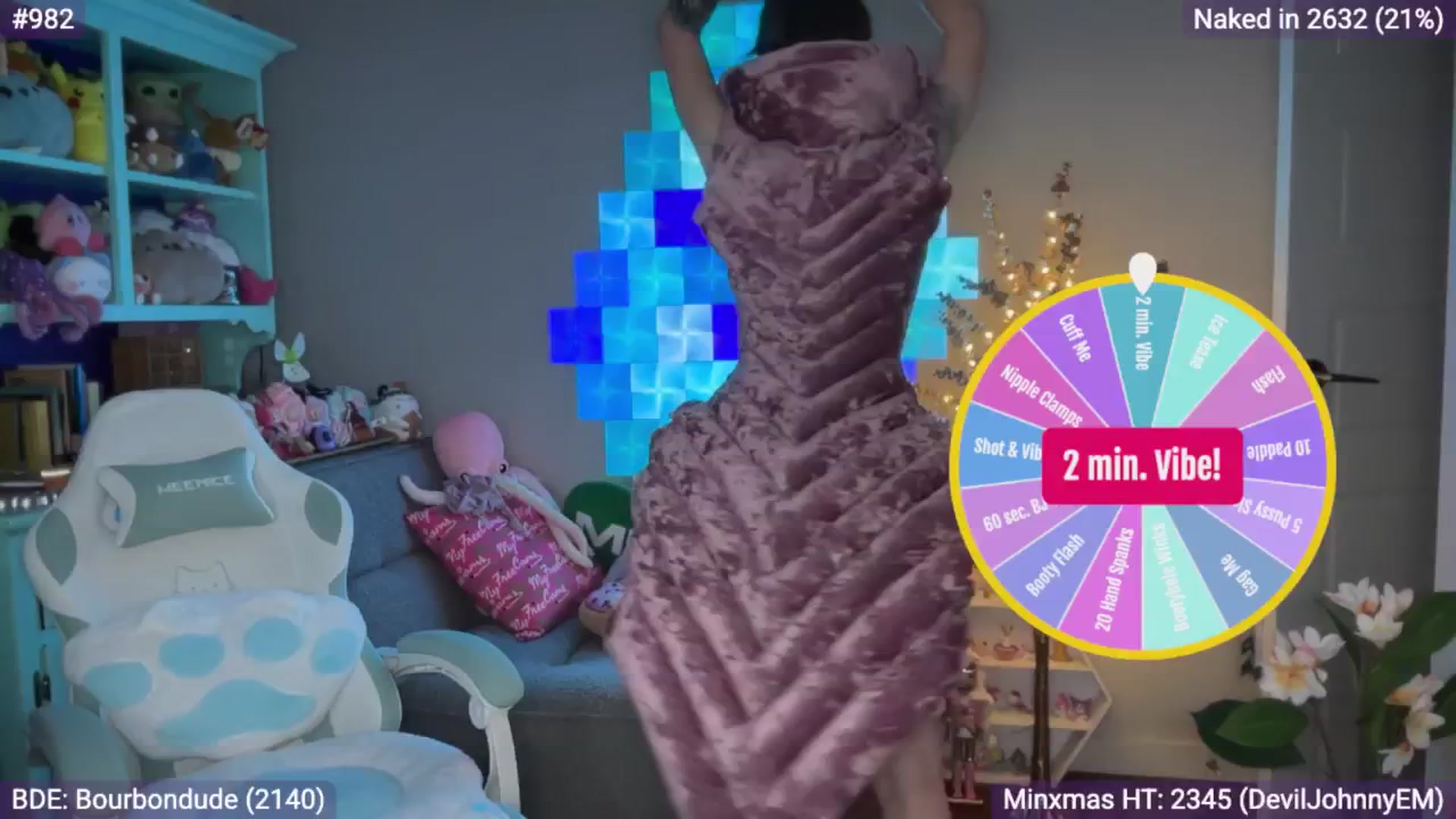 Gallery image thumbnail from EveeMinx's myfreecams stream on, 12/13/2025, 08:59 image 5 of 20