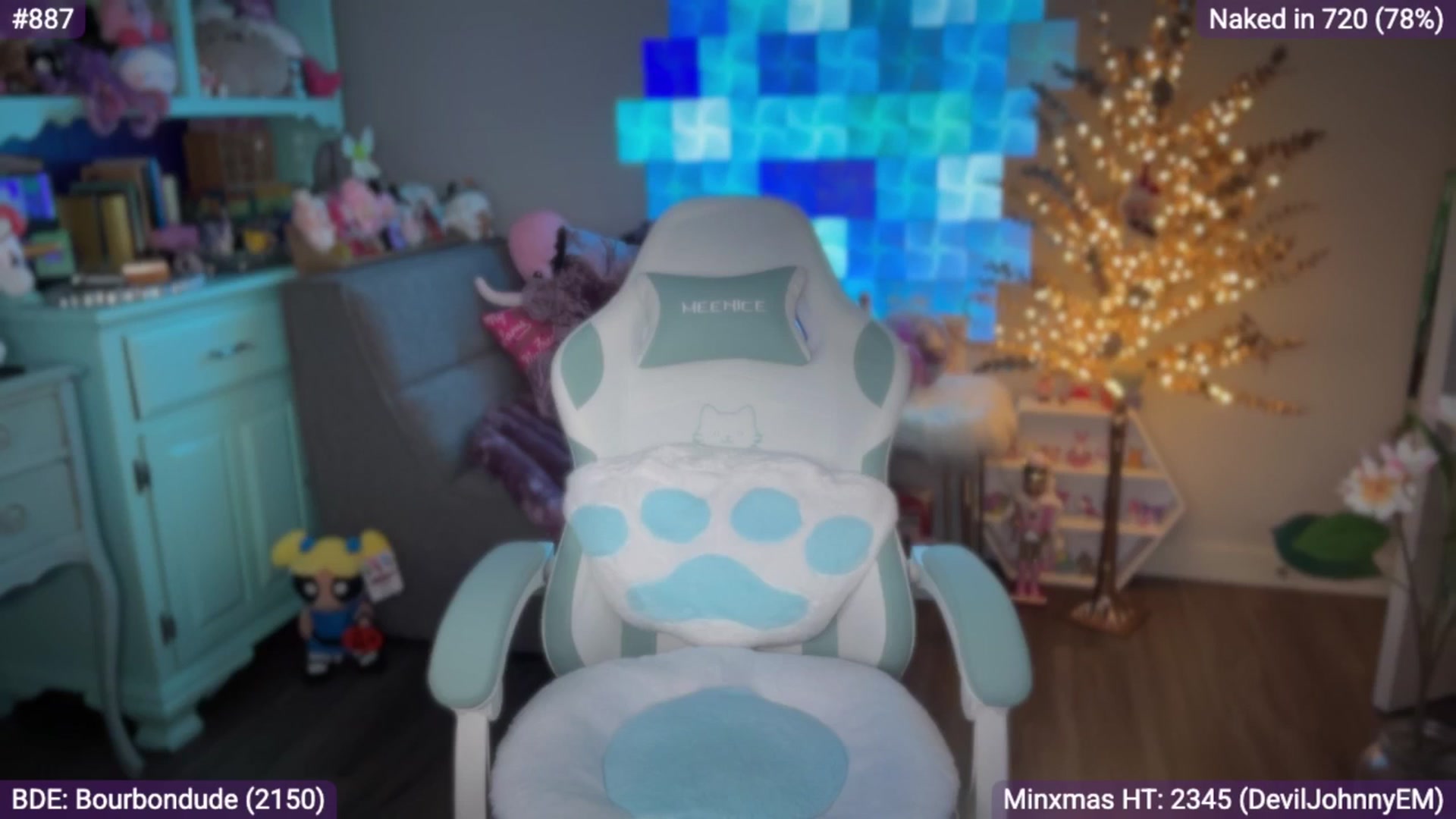 Gallery image thumbnail from EveeMinx's myfreecams stream on, 12/13/2025, 09:14 image 12 of 20