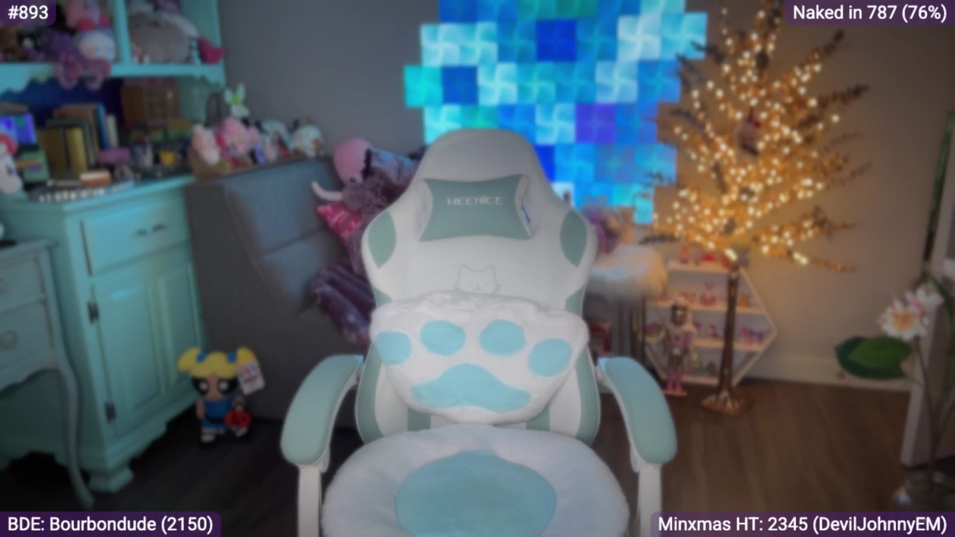 Gallery image thumbnail from EveeMinx's myfreecams stream on, 12/13/2025, 09:14 image 8 of 20