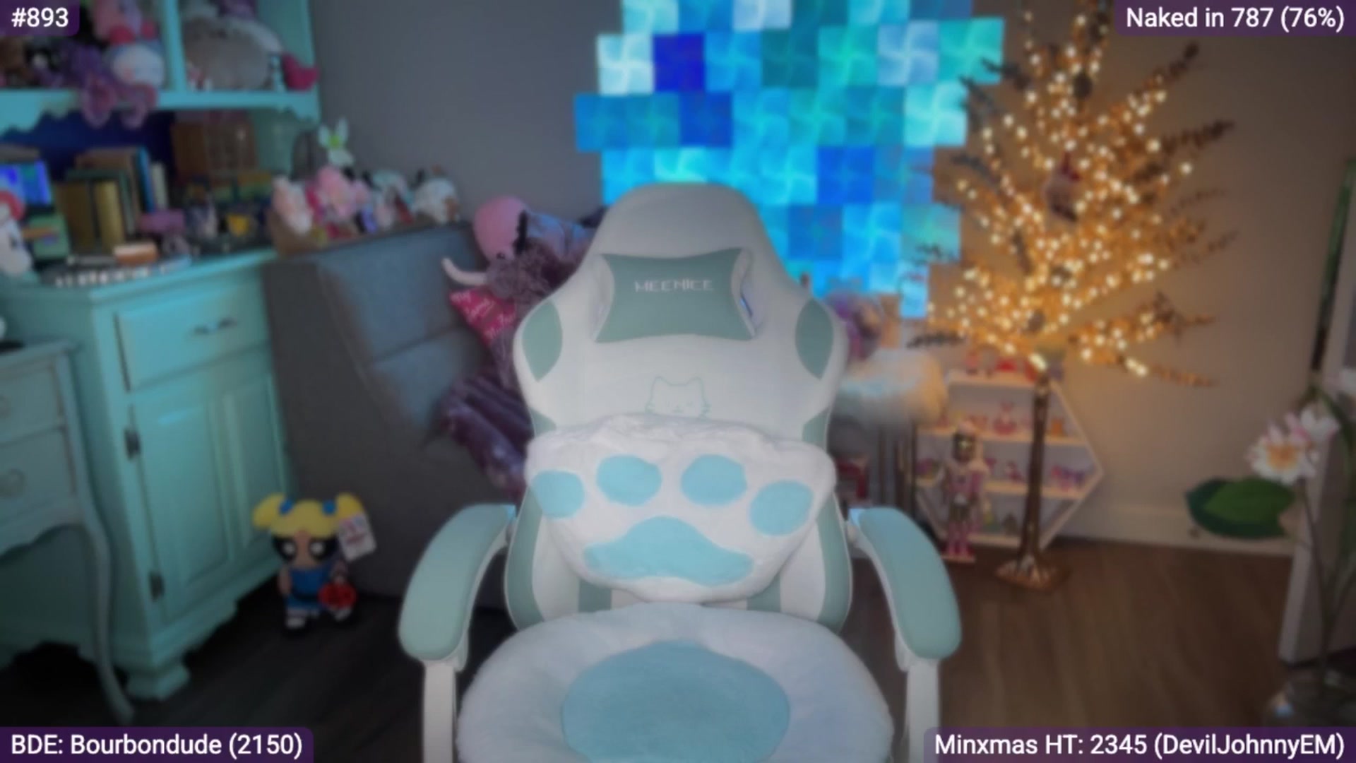 Gallery image thumbnail from EveeMinx's myfreecams stream on, 12/13/2025, 09:14 image 9 of 20