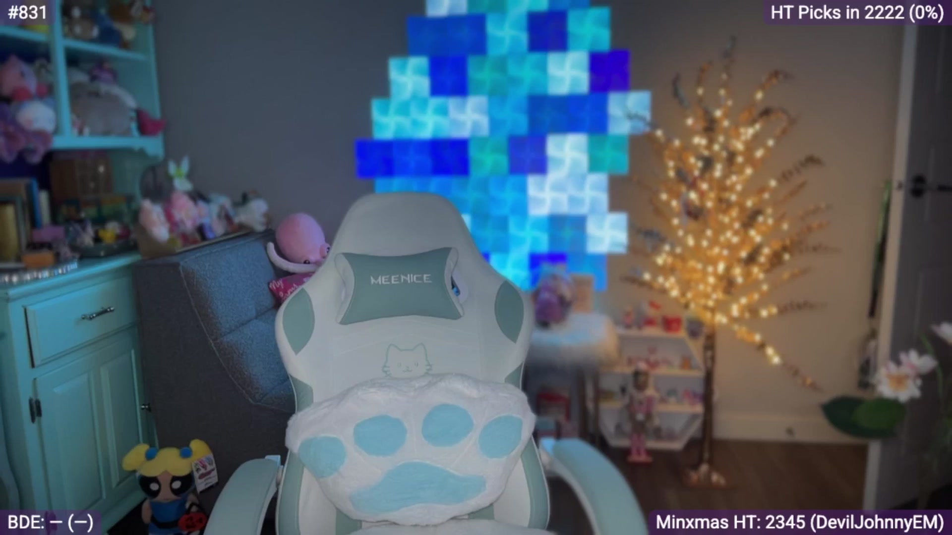 Gallery image thumbnail from EveeMinx's myfreecams stream on, 12/19/2025, 06:34 image 6 of 20