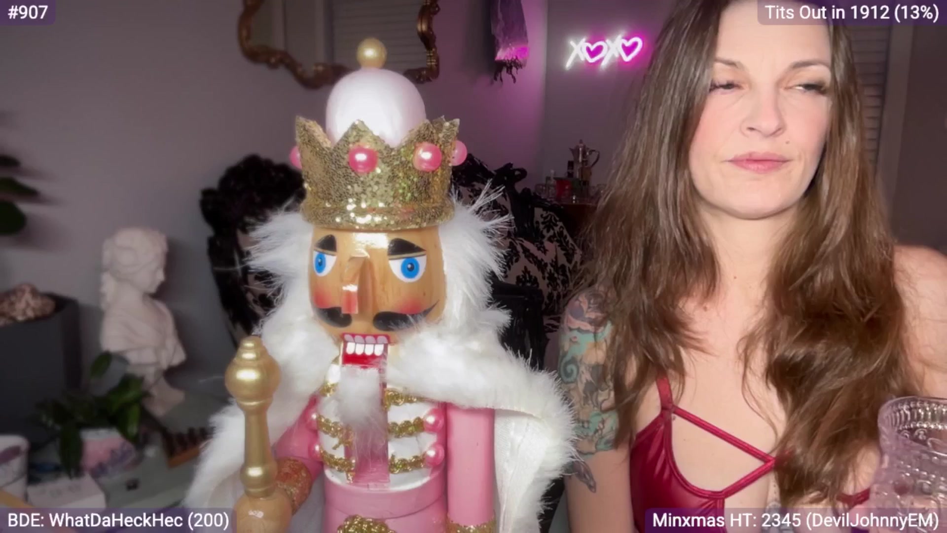 Gallery image thumbnail from EveeMinx's myfreecams stream on, 12/26/2025, 05:47 image 12 of 20
