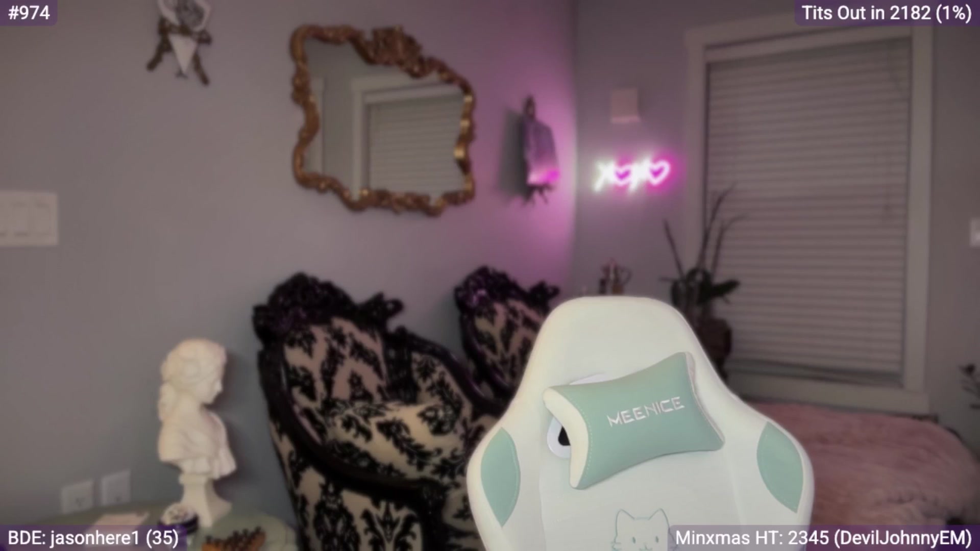 Gallery image thumbnail from EveeMinx's myfreecams stream on, 12/28/2025, 06:08 image 13 of 20