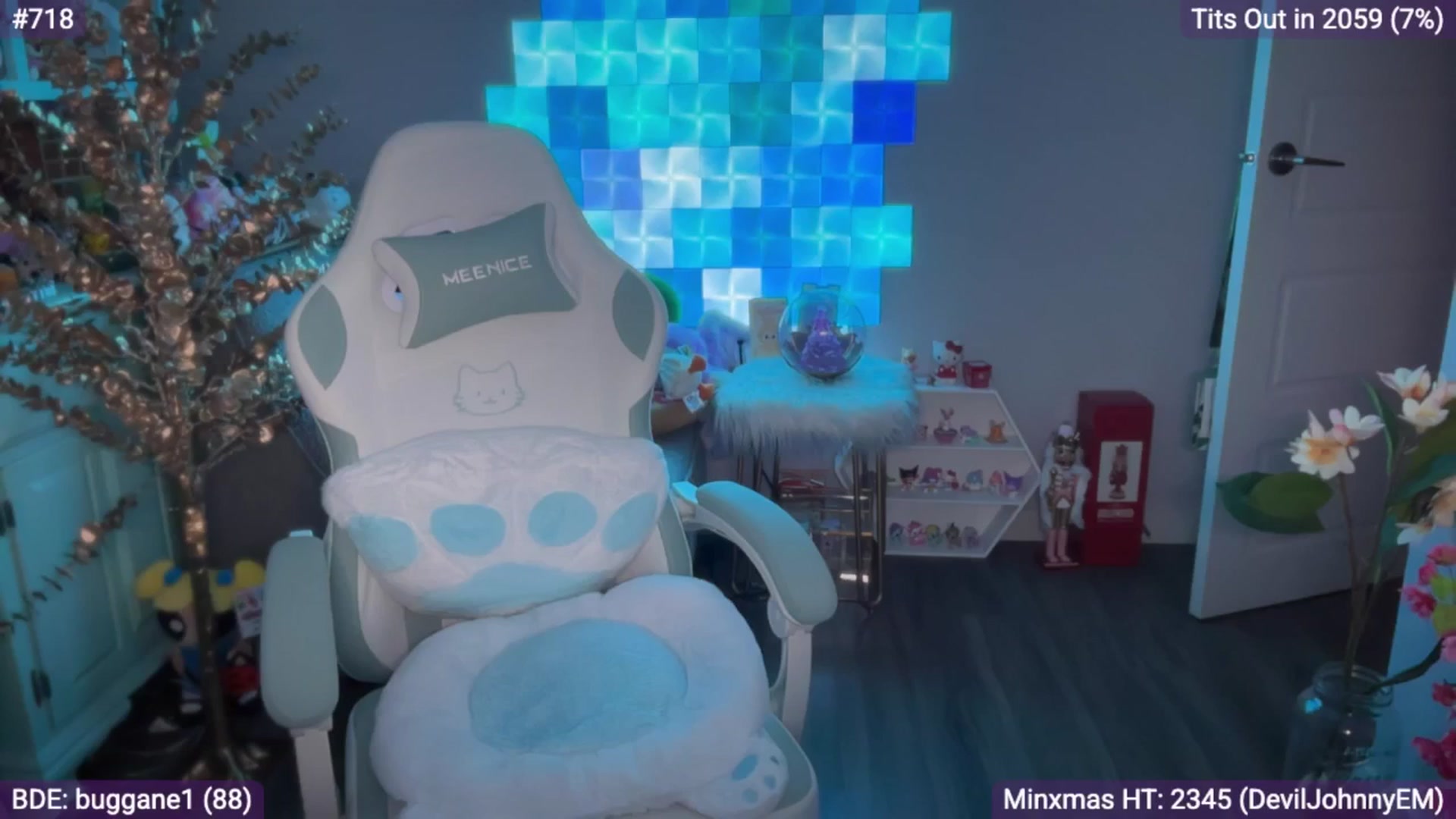 Gallery image thumbnail from EveeMinx's myfreecams stream on, 12/31/2025, 07:46 image 13 of 20