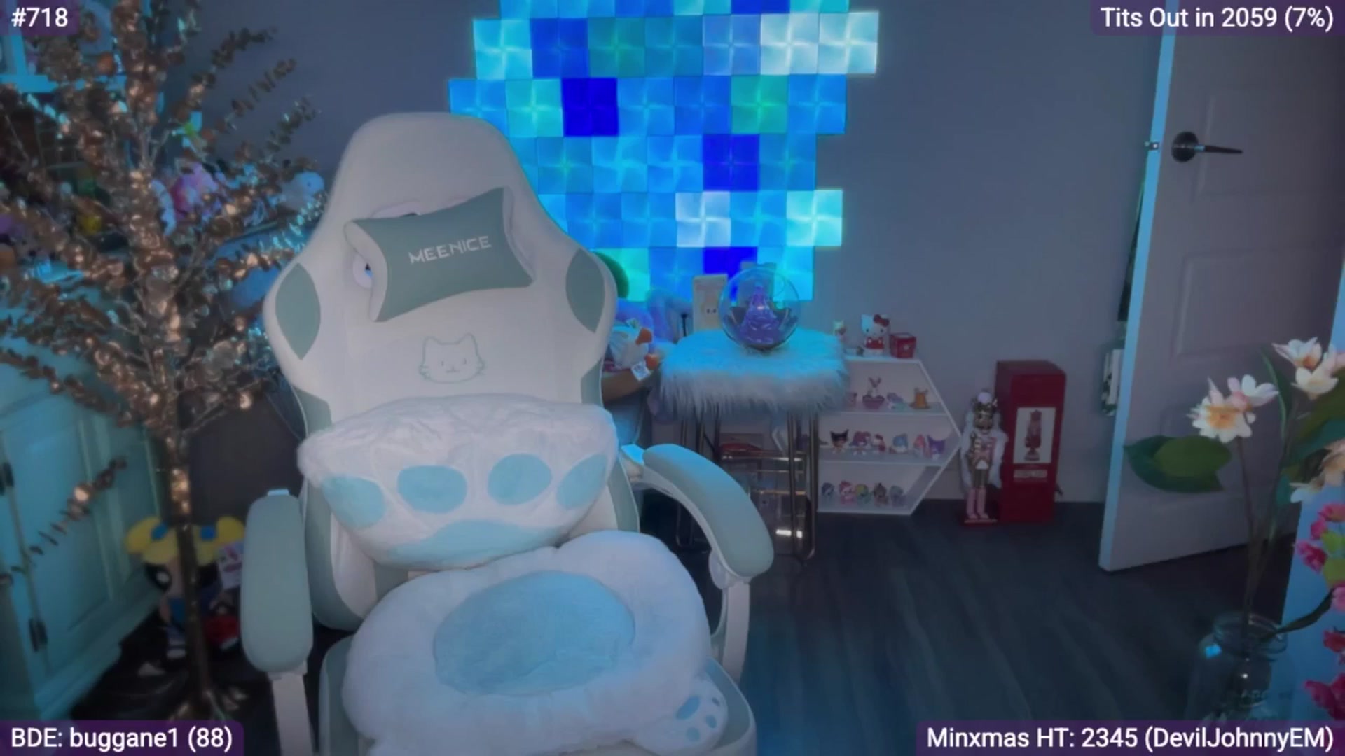 Gallery image thumbnail from EveeMinx's myfreecams stream on, 12/31/2025, 07:46 image 14 of 20