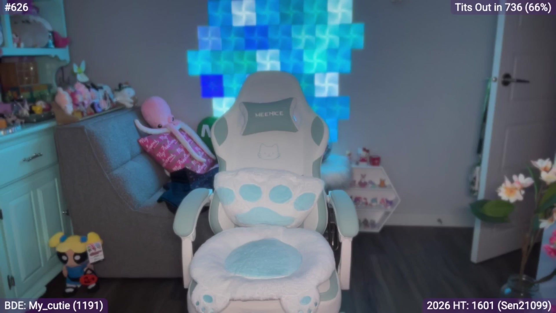 Gallery image thumbnail from EveeMinx's myfreecams stream on, 01/04/2026, 09:21 image 17 of 20