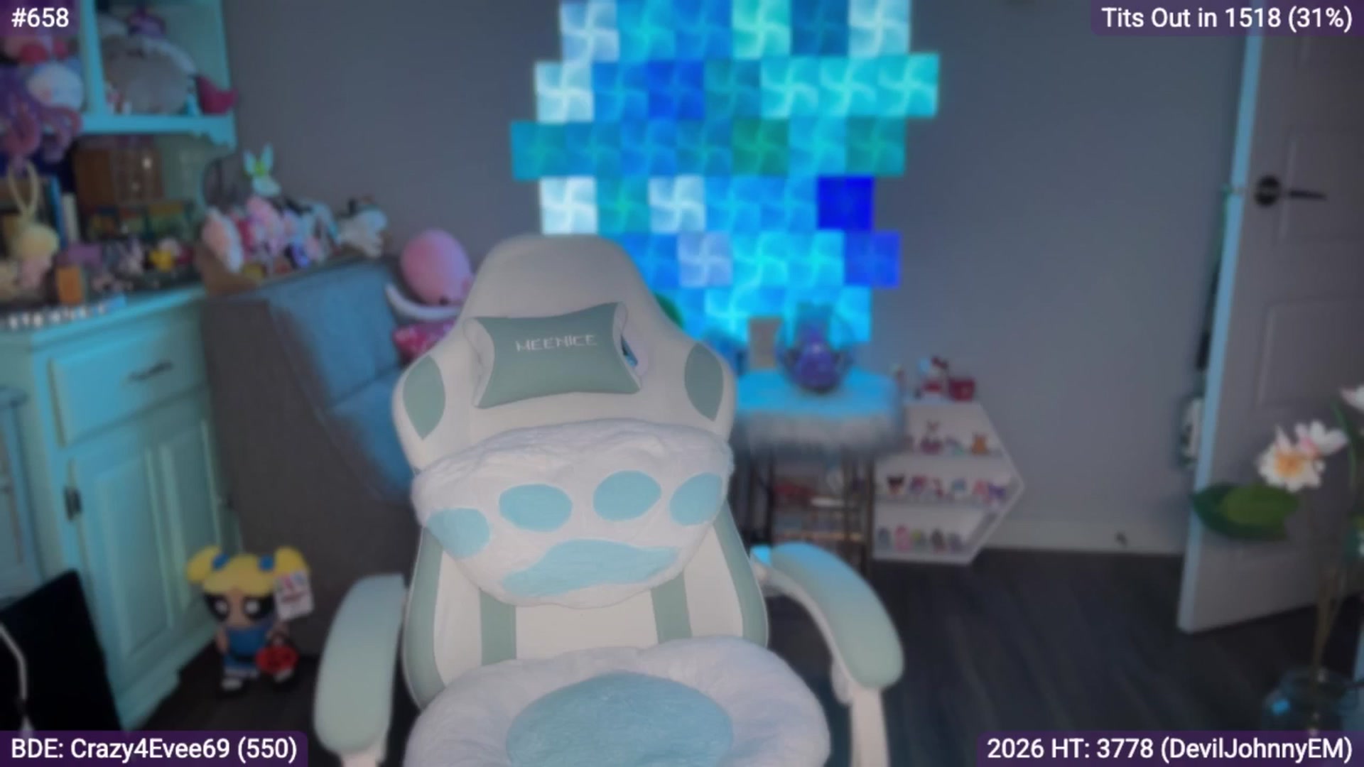 Gallery image thumbnail from EveeMinx's myfreecams stream on, 01/07/2026, 05:17 image 16 of 20