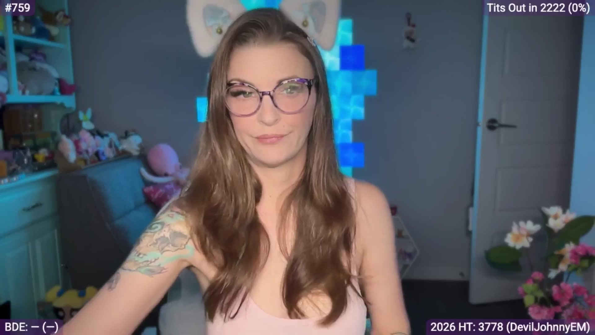 Gallery image thumbnail from EveeMinx's myfreecams stream on, 01/08/2026, 07:01 image 4 of 20