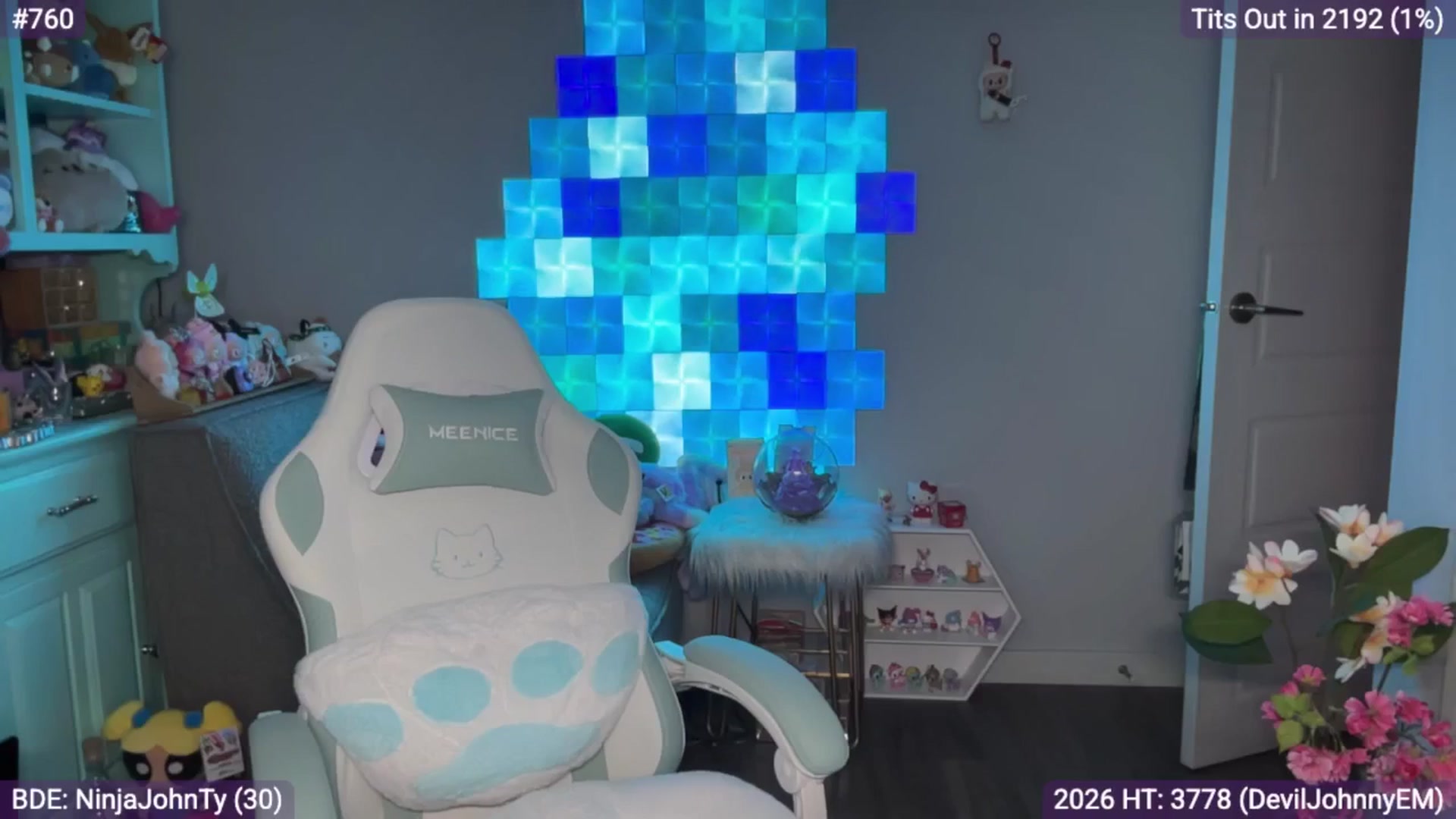 Gallery image thumbnail from EveeMinx's myfreecams stream on, 01/08/2026, 07:01 image 16 of 20