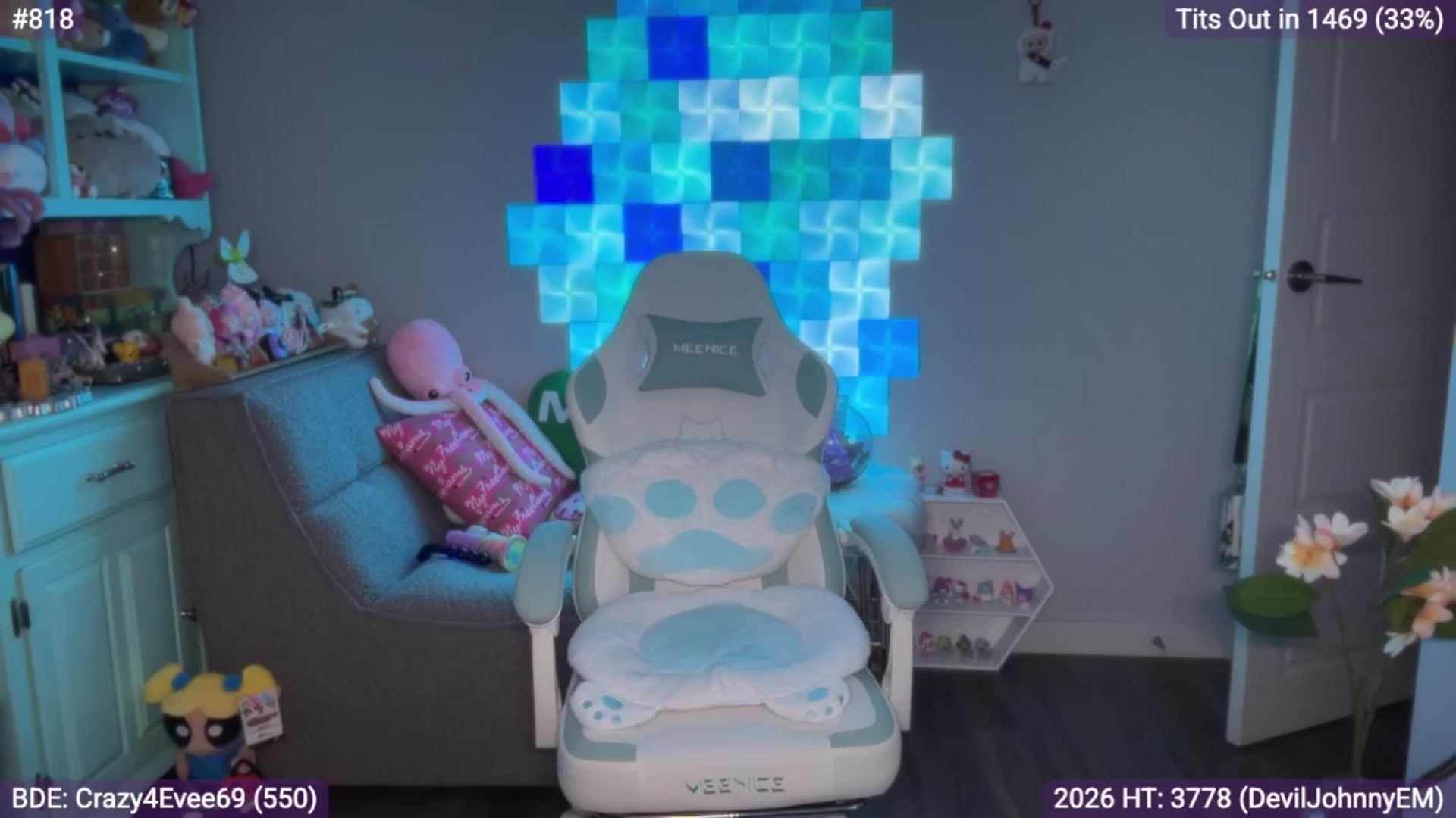 Gallery image thumbnail from EveeMinx's myfreecams stream on, 01/09/2026, 07:11 image 18 of 20