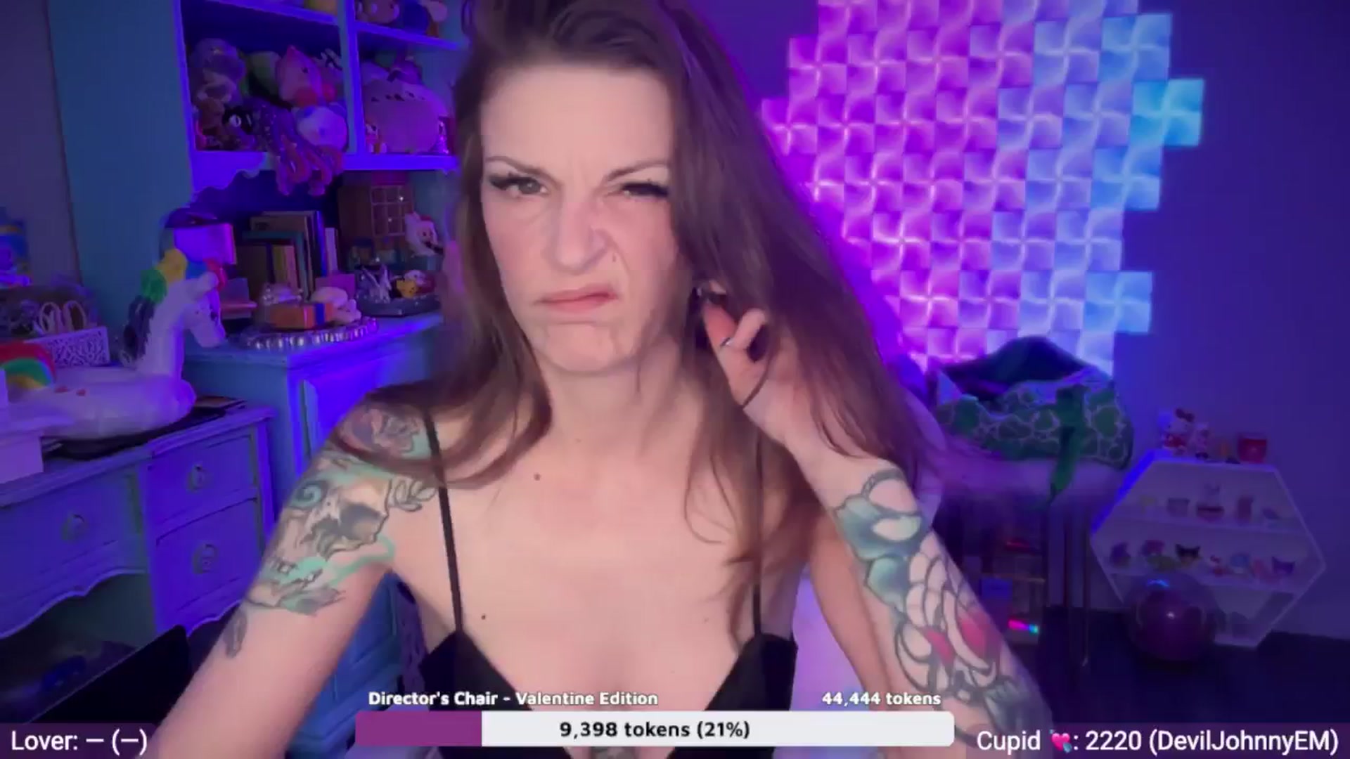 Gallery image thumbnail from EveeMinx's myfreecams stream on, 02/09/2026, 07:16 image 12 of 20