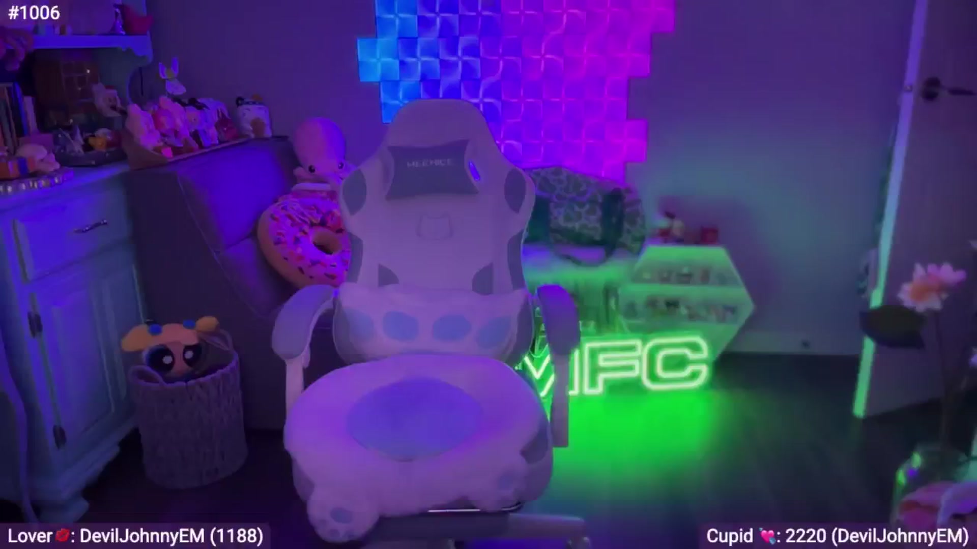Gallery image thumbnail from EveeMinx's myfreecams stream on, 02/12/2026, 08:55 image 16 of 20