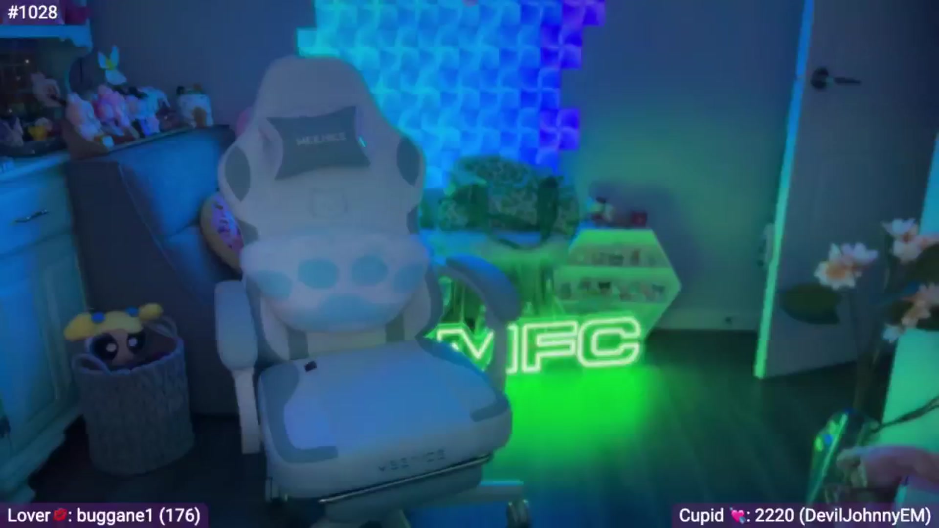 Gallery image thumbnail from EveeMinx's myfreecams stream on, 02/13/2026, 08:29 image 5 of 20