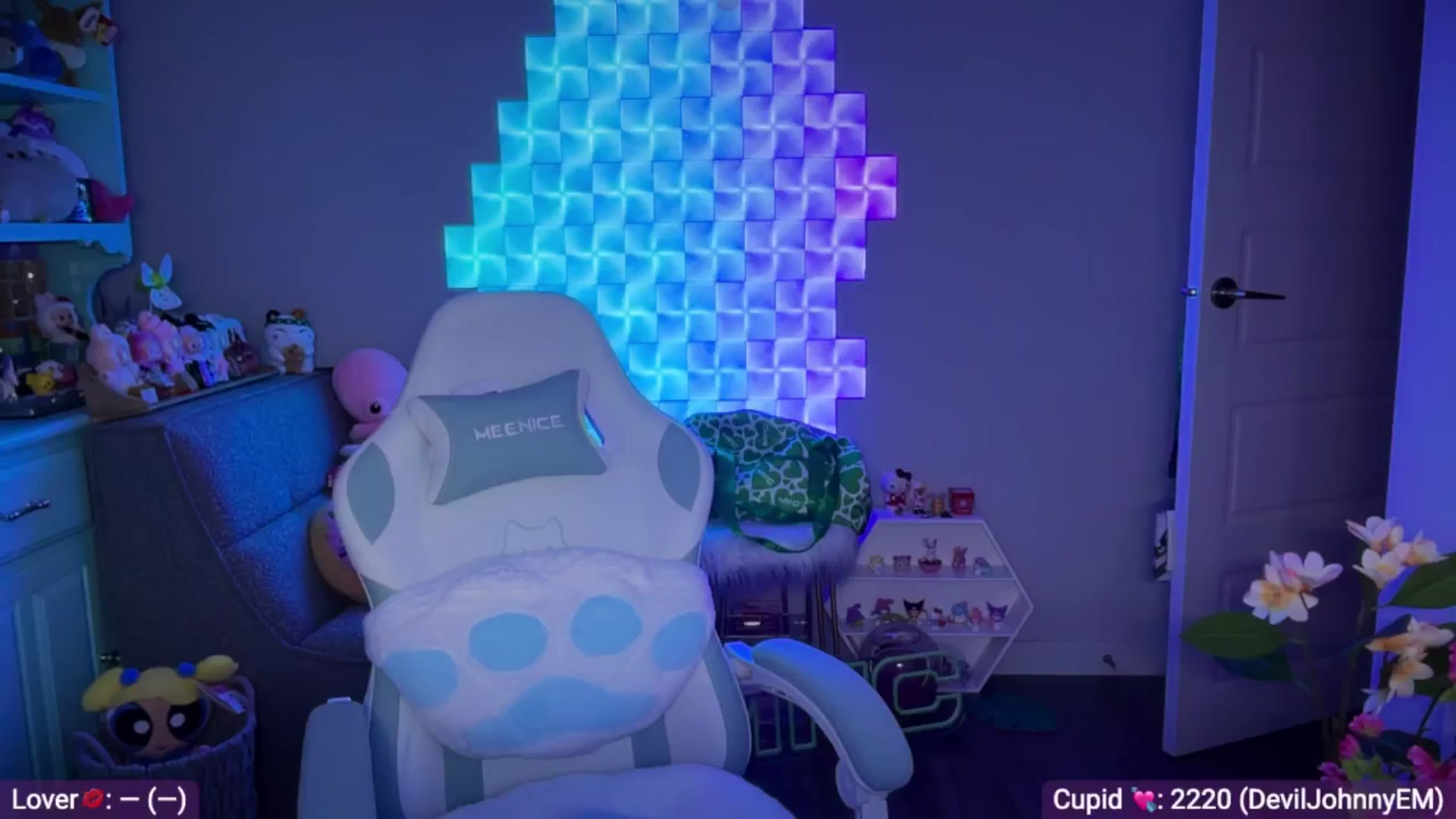 Gallery image thumbnail from EveeMinx's myfreecams stream on, 02/16/2026, 06:33 image 20 of 20