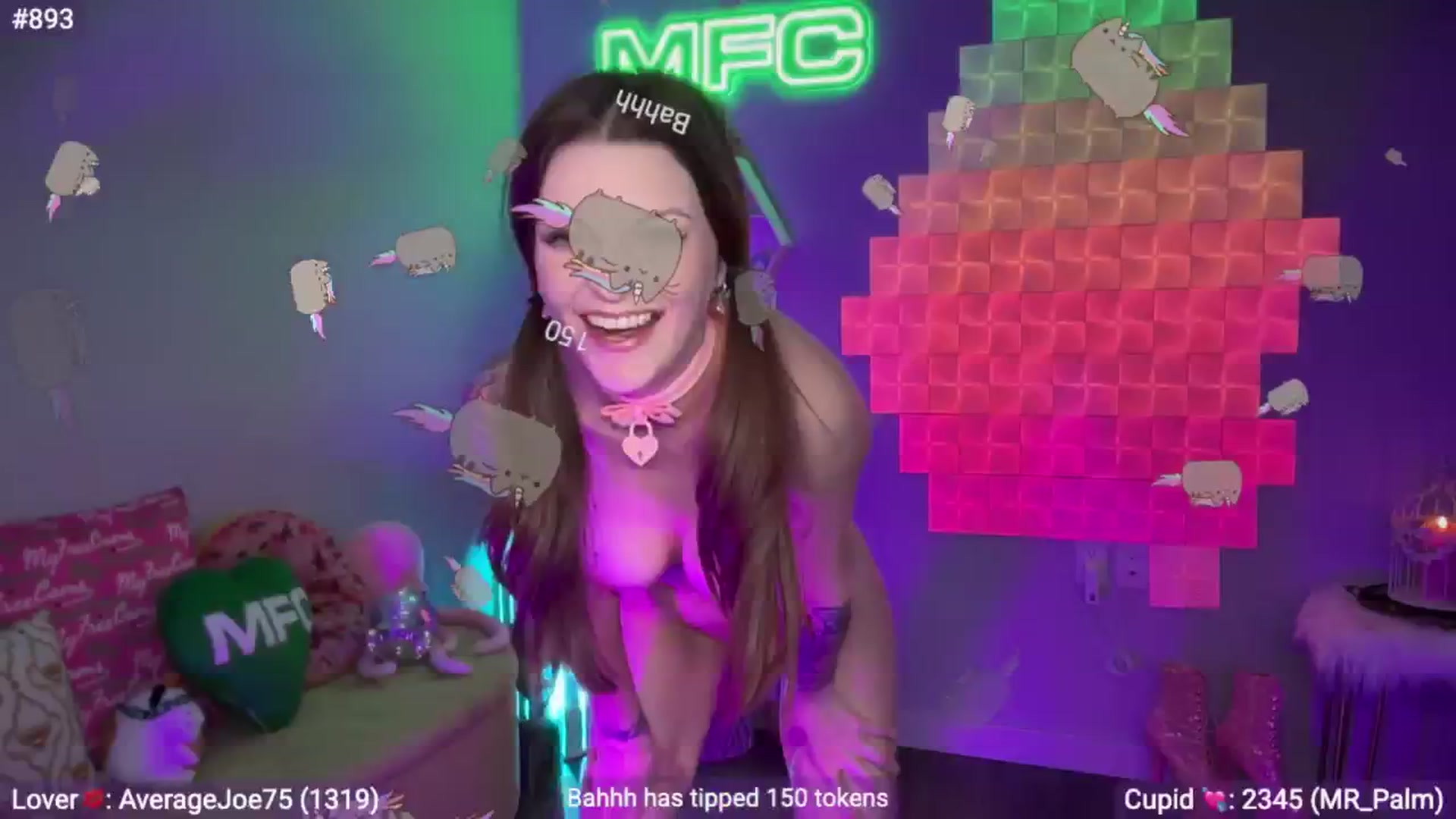 Gallery image thumbnail from EveeMinx's myfreecams stream on, 02/28/2026, 10:20 image 16 of 20
