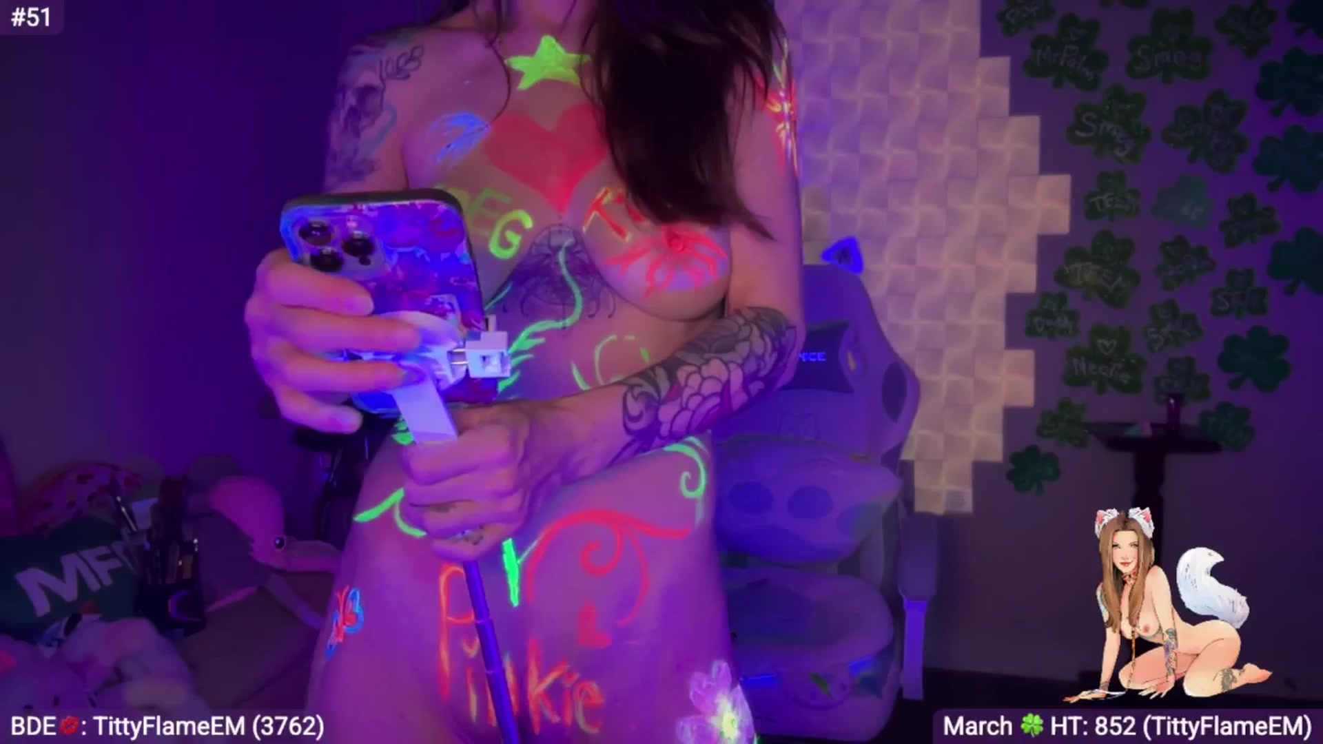 Gallery image thumbnail from EveeMinx's myfreecams stream on, 04/01/2026, 09:21 image 19 of 20