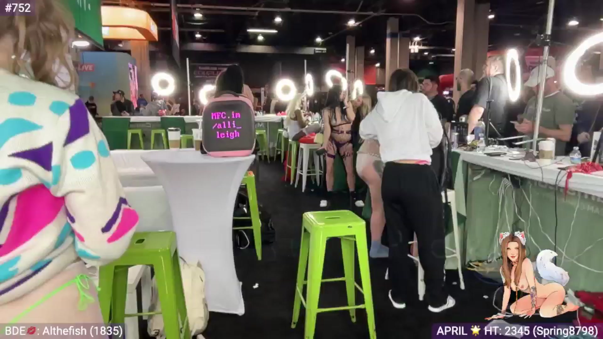 Gallery image thumbnail from EveeMinx's myfreecams stream on, 04/12/2026, 02:59 image 16 of 20