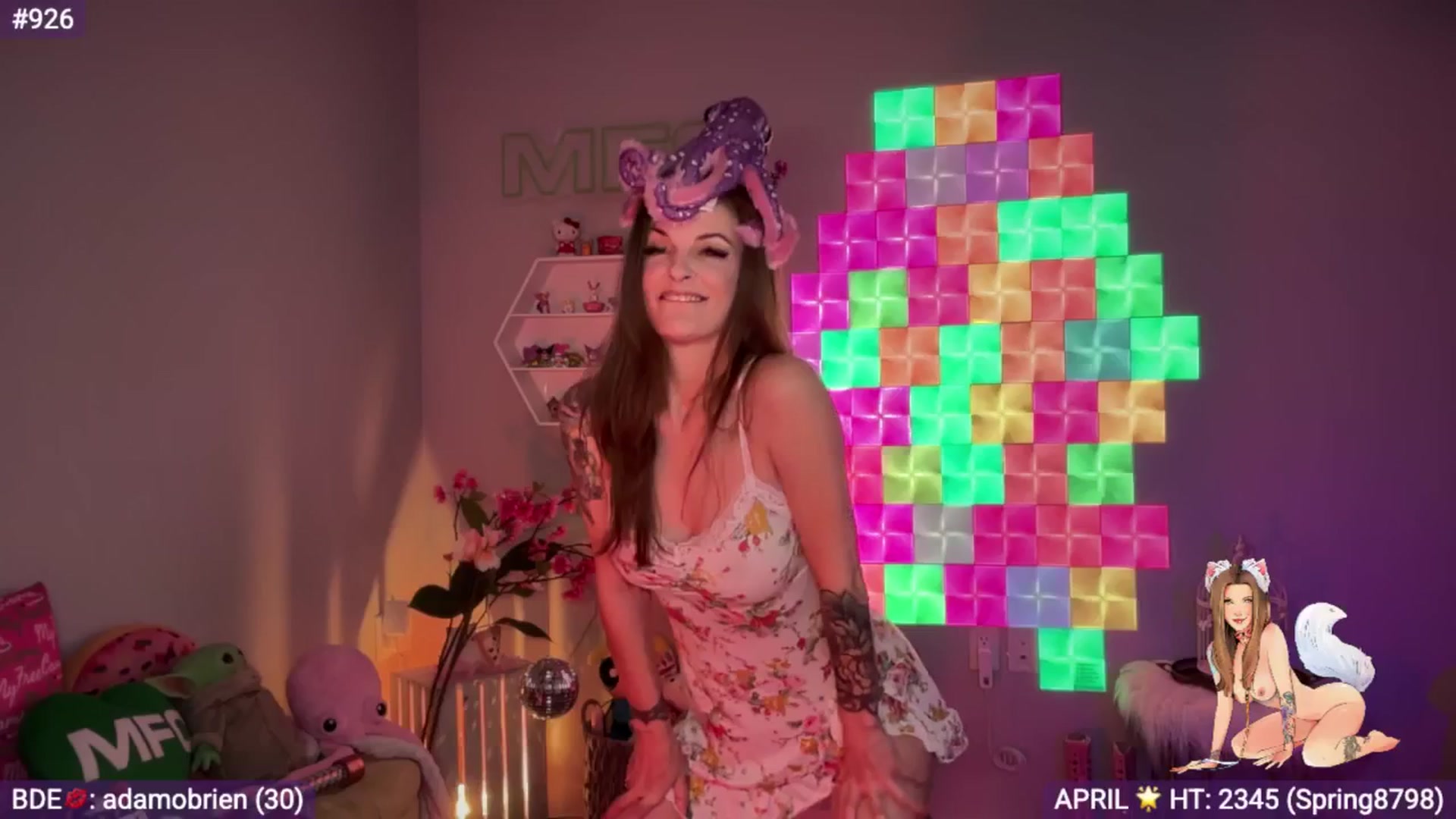 Gallery image thumbnail from EveeMinx's myfreecams stream on, 04/17/2026, 06:17 image 7 of 20