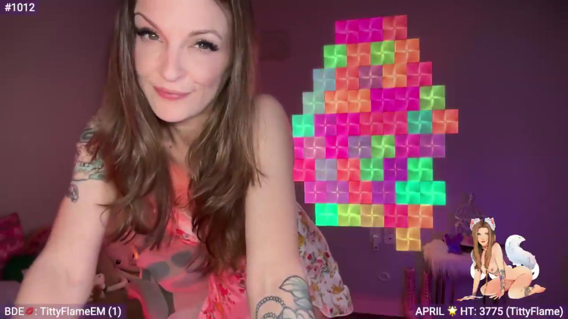 Gallery image thumbnail from EveeMinx's myfreecams stream on, 04/27/2026, 05:25 image 18 of 20