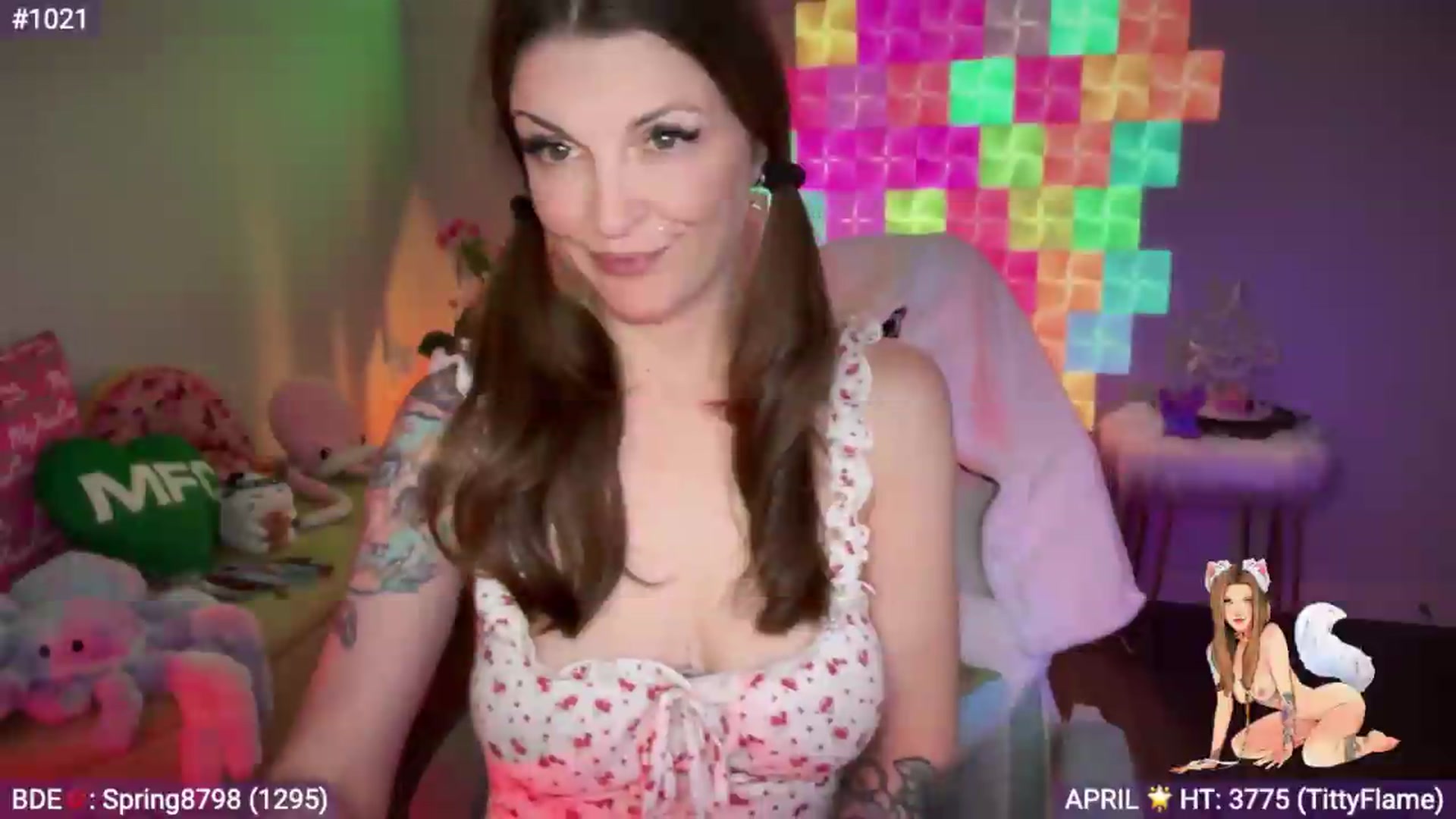 Gallery image thumbnail from EveeMinx's myfreecams stream on, 04/28/2026, 05:14 image 12 of 20