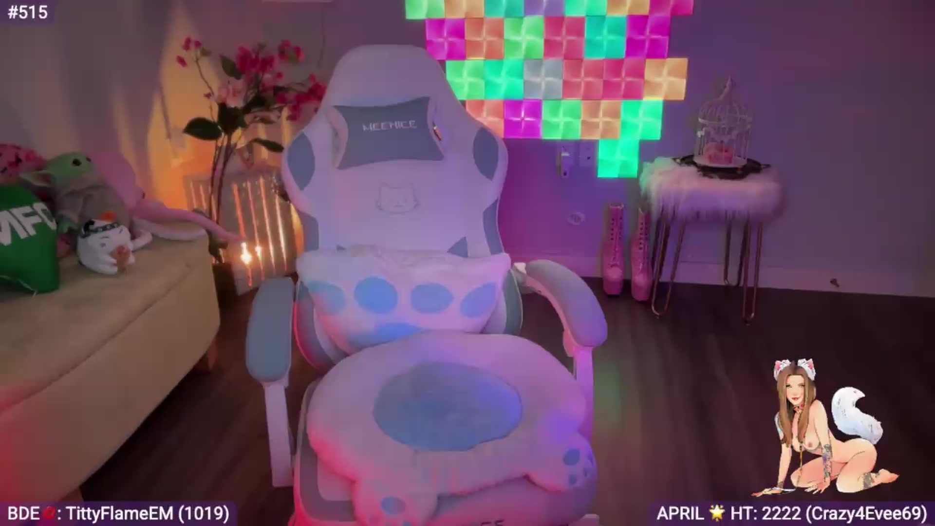 Gallery image thumbnail from EveeMinx's myfreecams stream on, 05/07/2026, 05:59 image 8 of 20