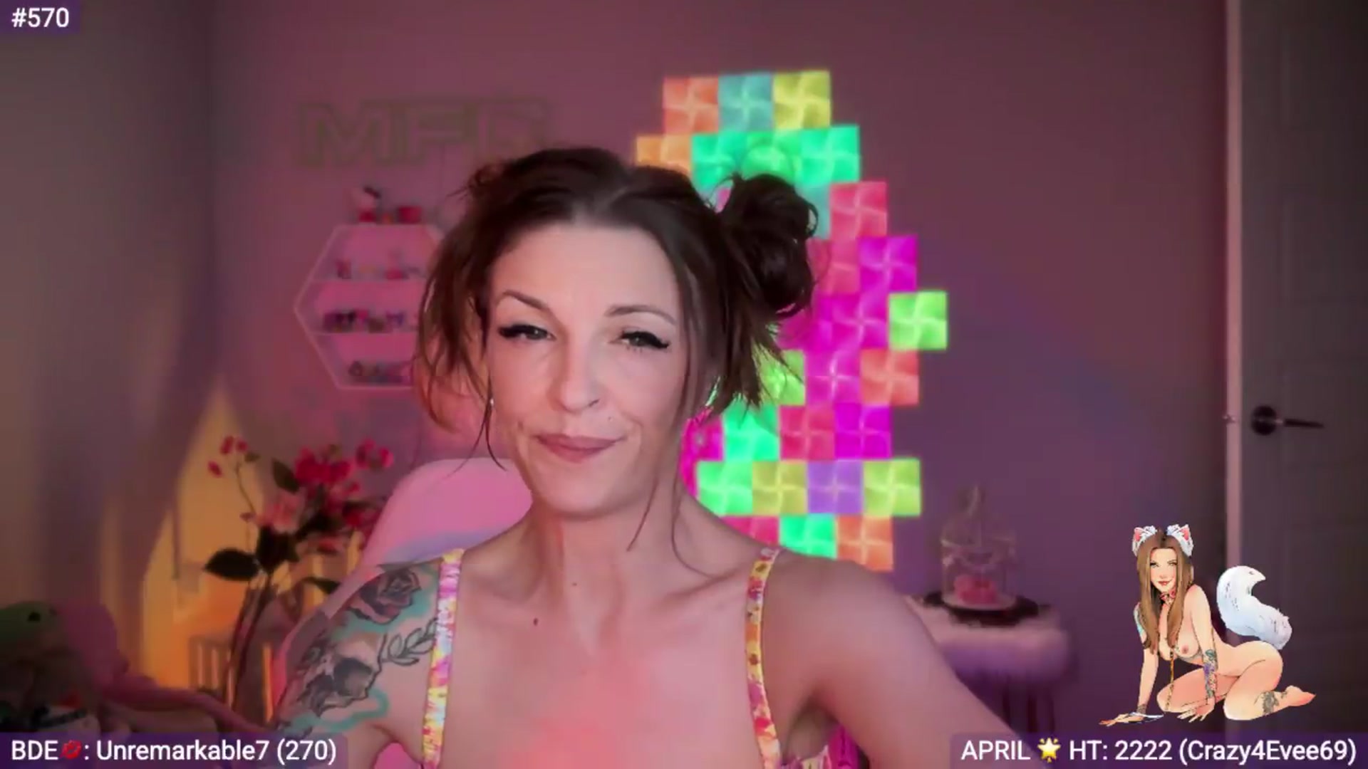 Gallery image thumbnail from EveeMinx's myfreecams stream on, 05/08/2026, 07:36 image 12 of 20